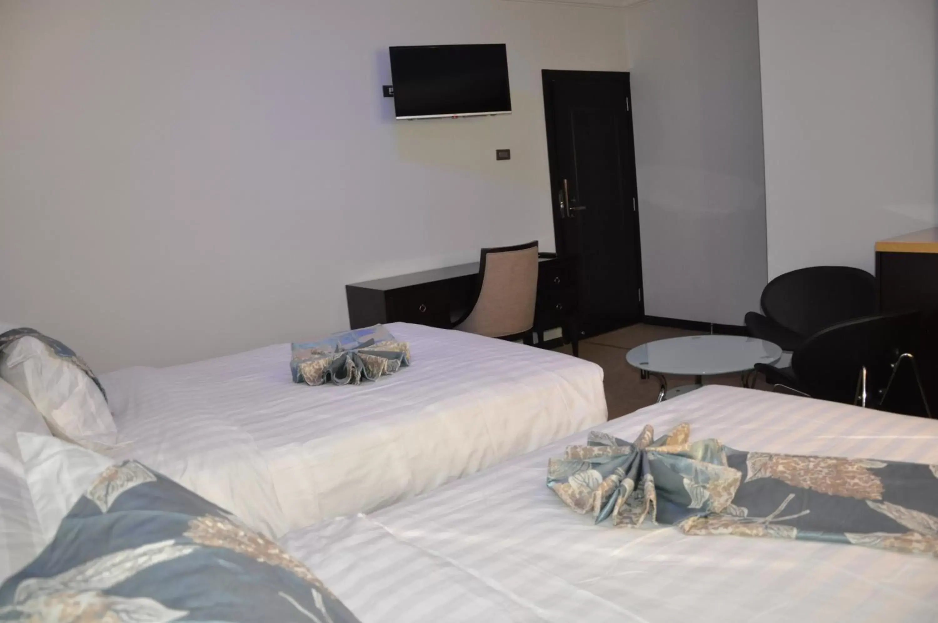 Twin Room in North Addis Hotel Twin Room in North Addis Hotel