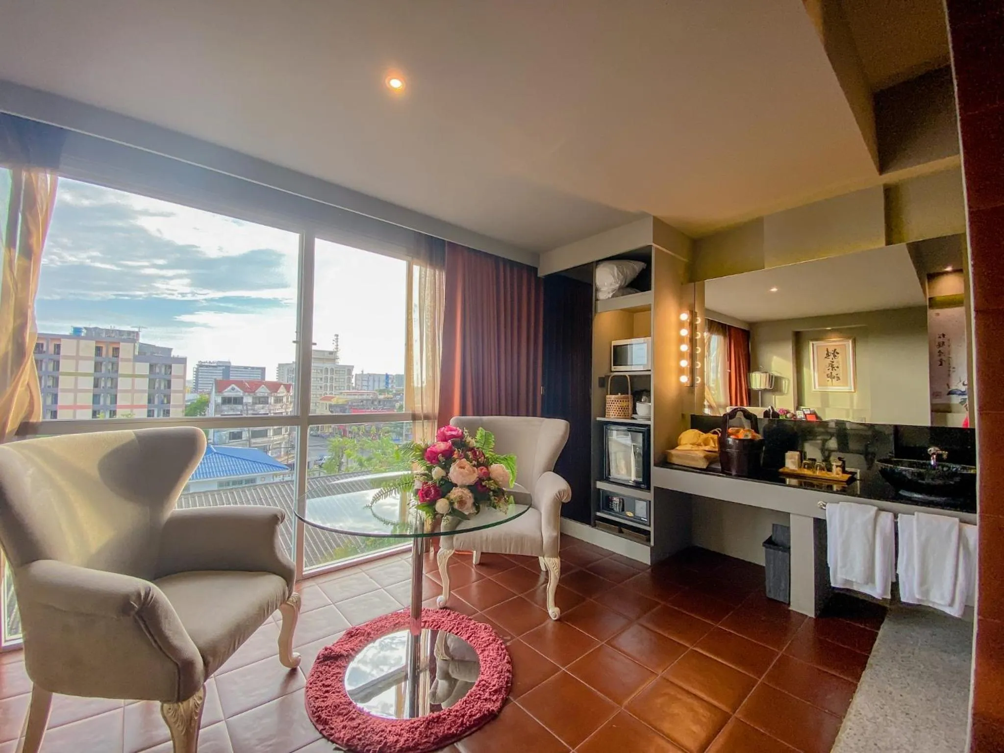 Coffee/tea facilities in Sino House Phuket Hotel - SHA Plus