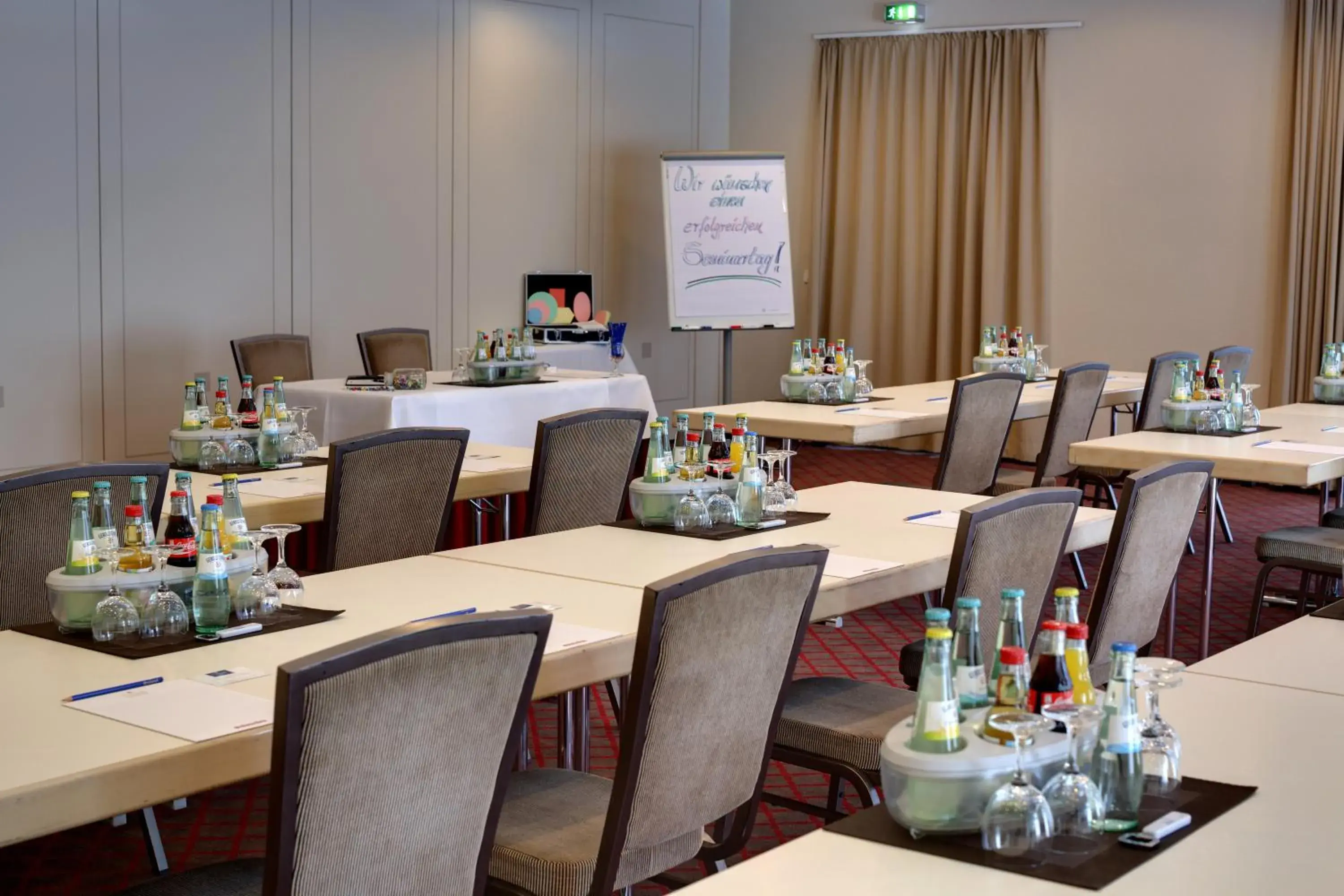Meeting/conference room, Restaurant/Places to Eat in Haus am Meer Hotel