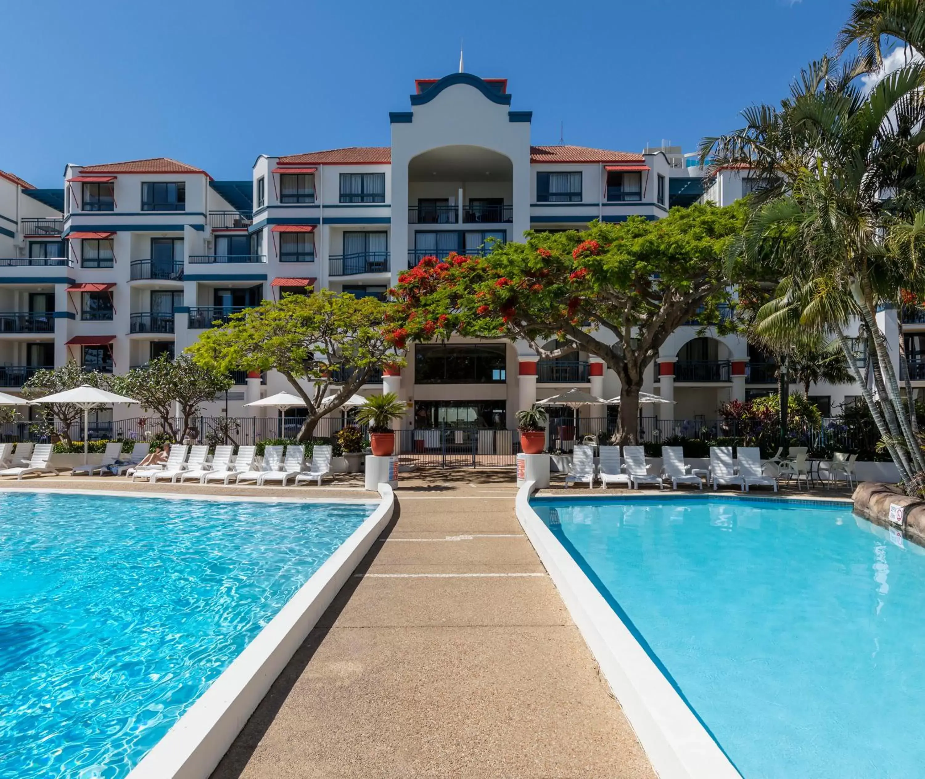 Swimming Pool in Oaks Gold Coast Calypso Plaza Suites