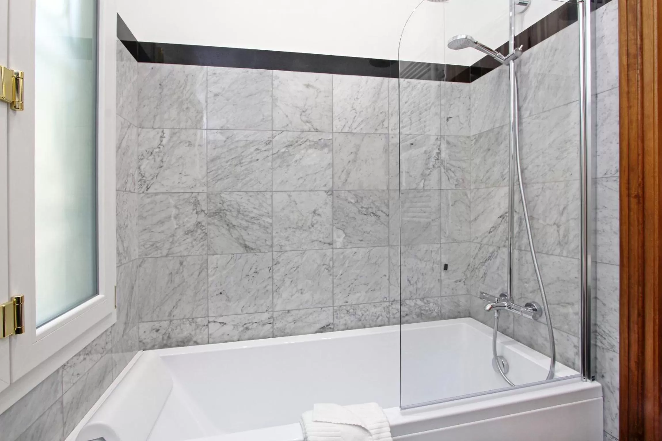 Bathroom in Hotel Arcangelo