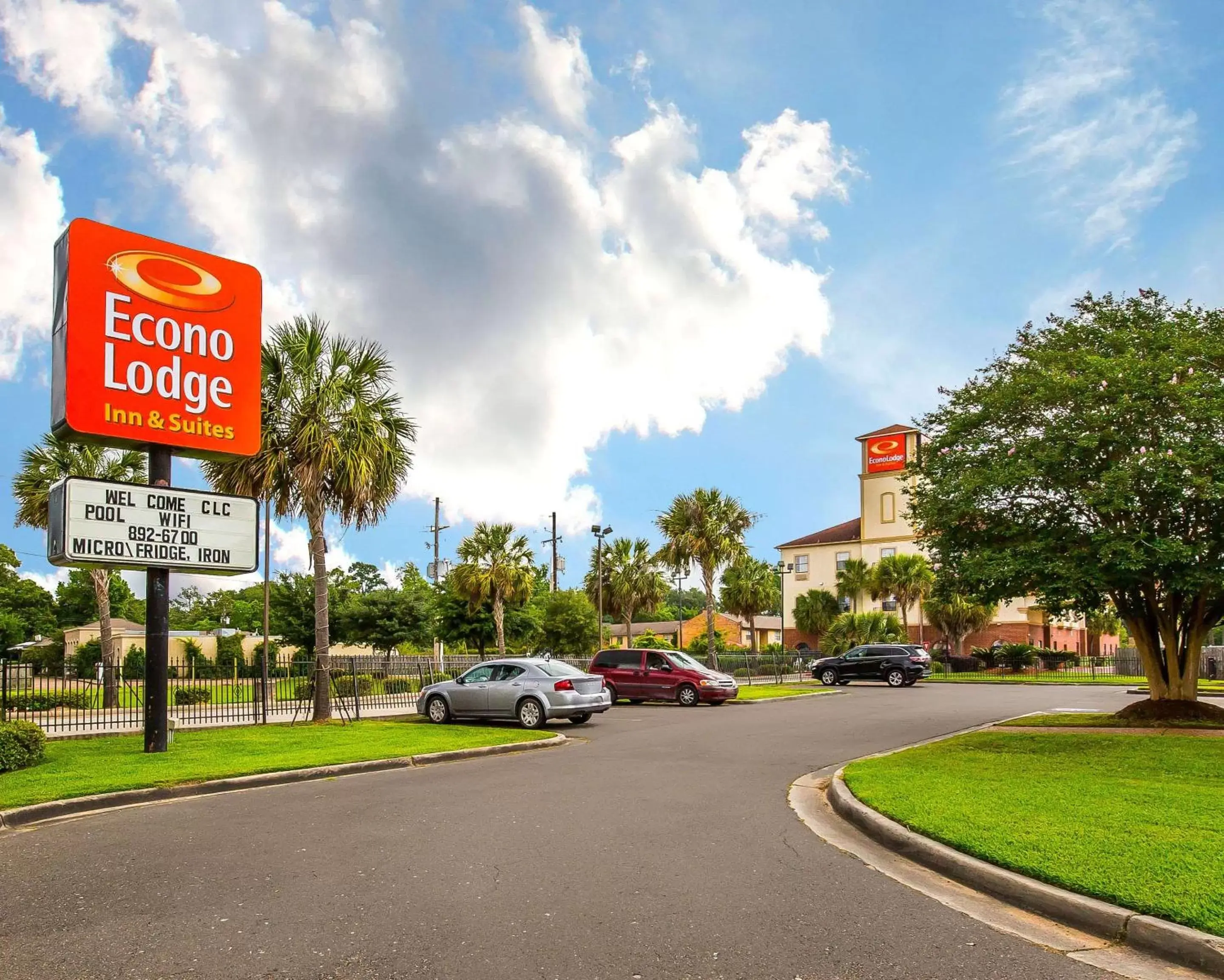Property building in Econo Lodge Inn & Suites Beaumont