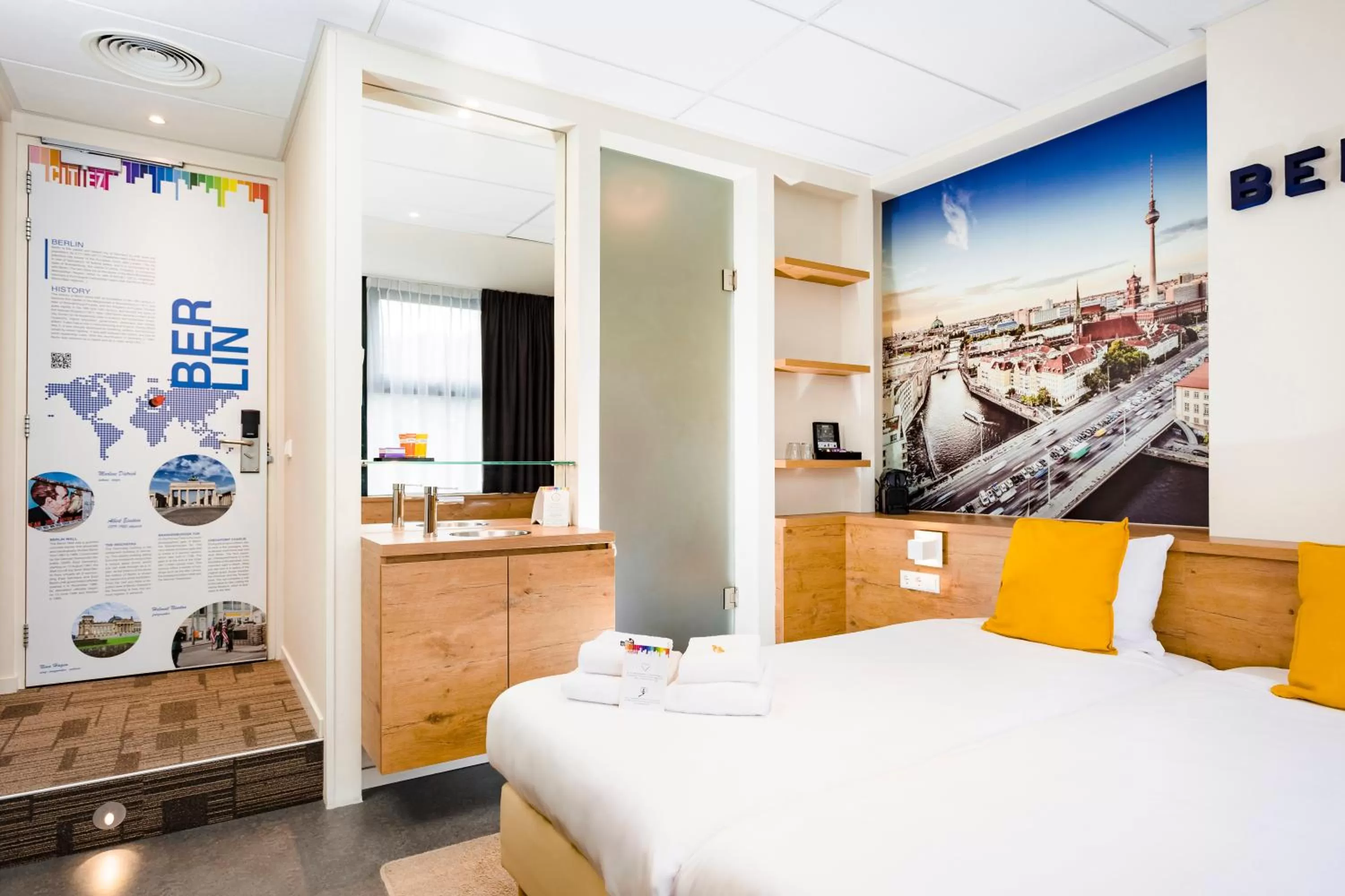 Bed in Citiez Hotel Amsterdam