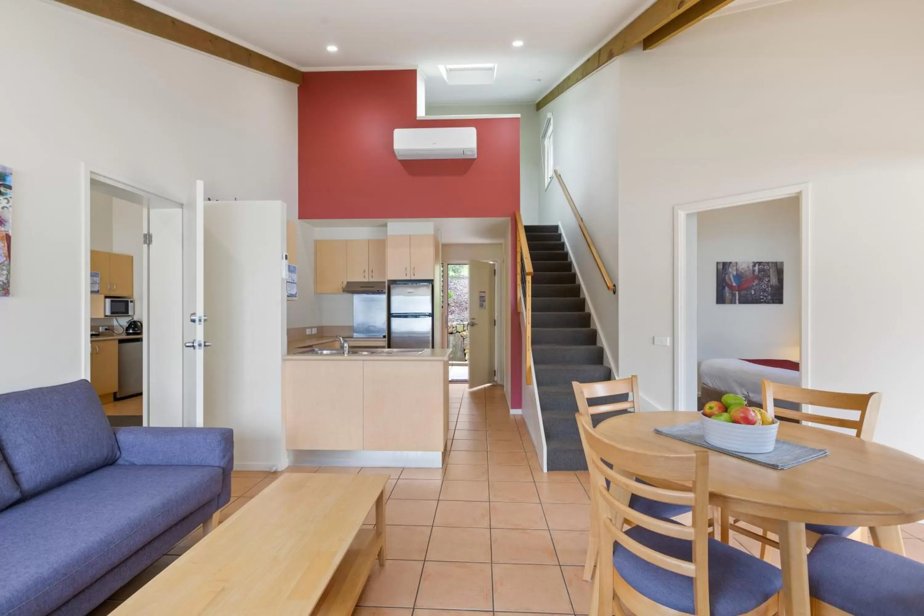 Dining Area in Tathra Beach House Holiday Apartments