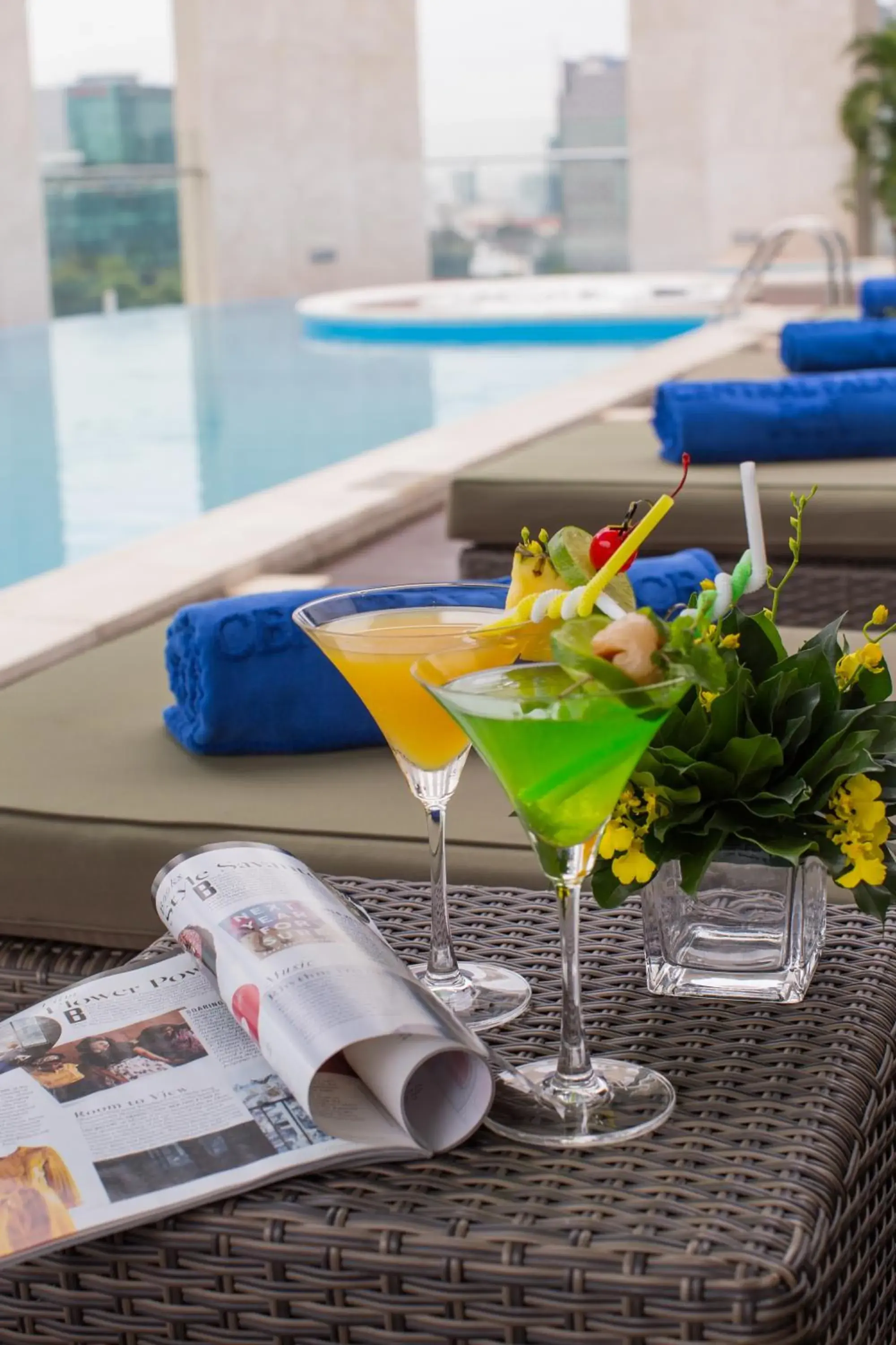 Swimming Pool in Central Palace Hotel