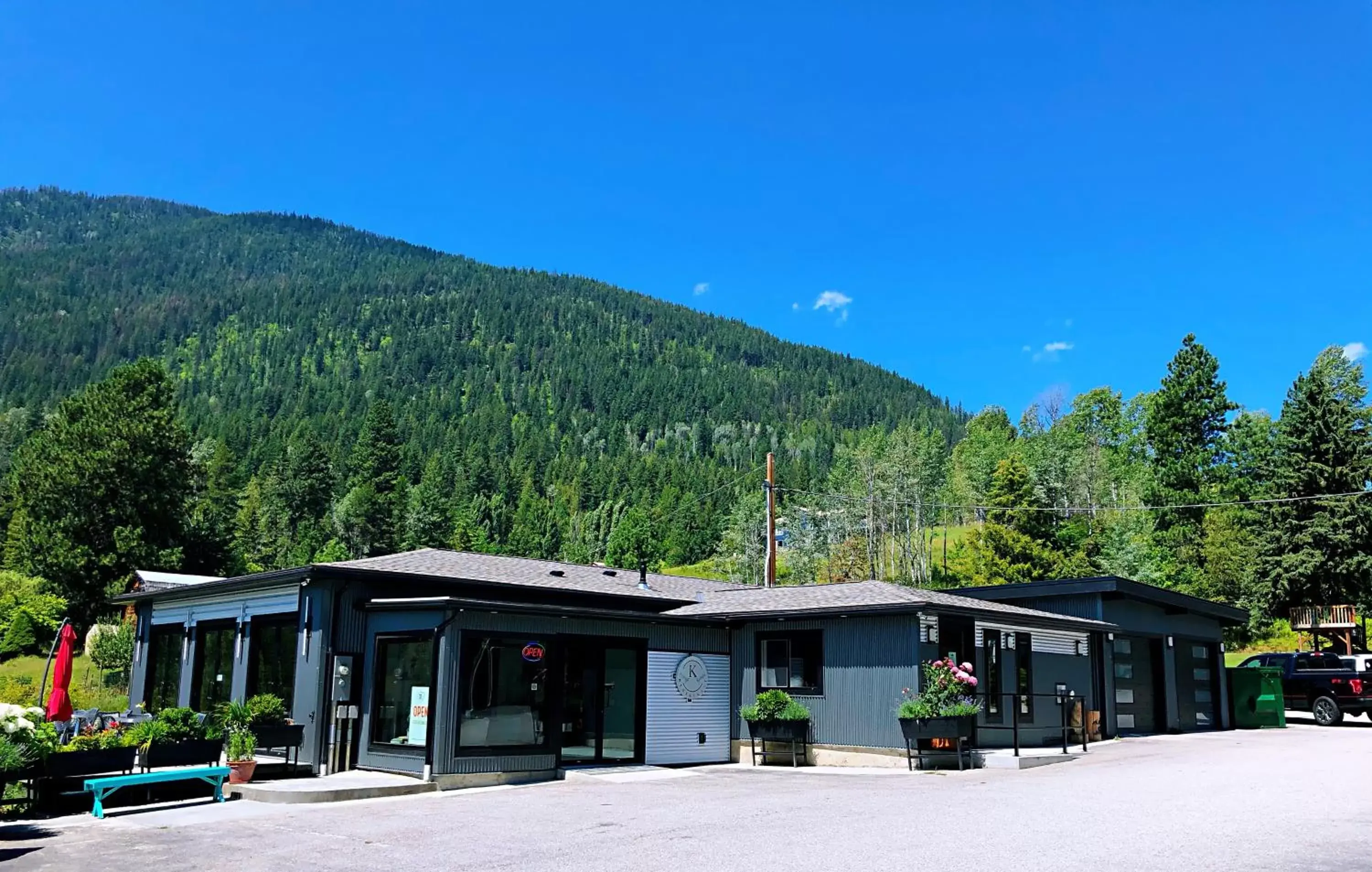 Property Building in Kokanee Glacier Resort