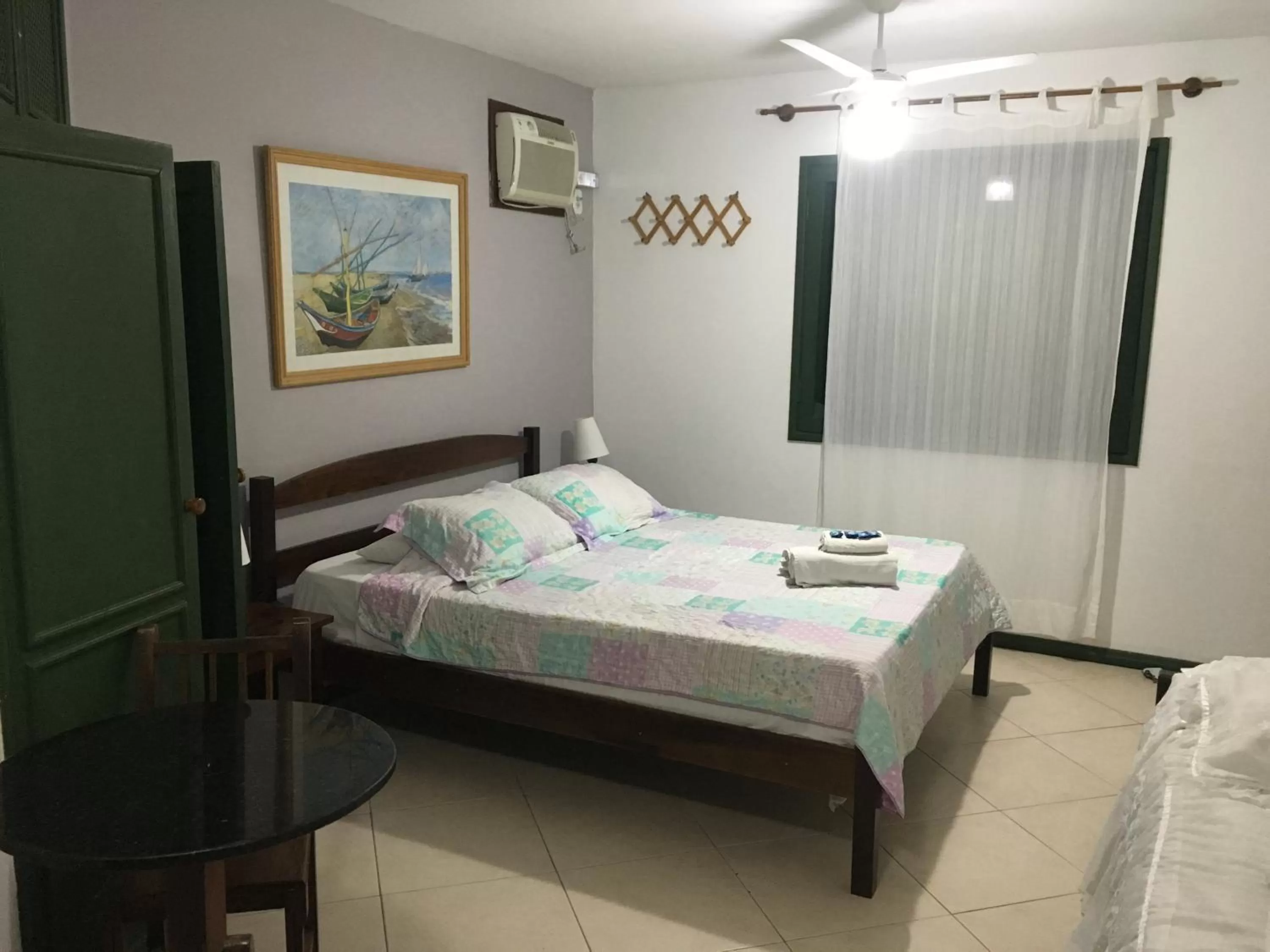 Photo of the whole room, Bed in Pousada Saint Germain