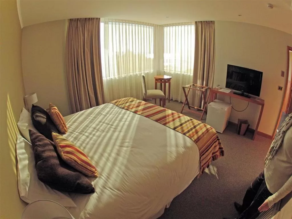 Photo of the whole room, Bed in Hotel Terraza Suite