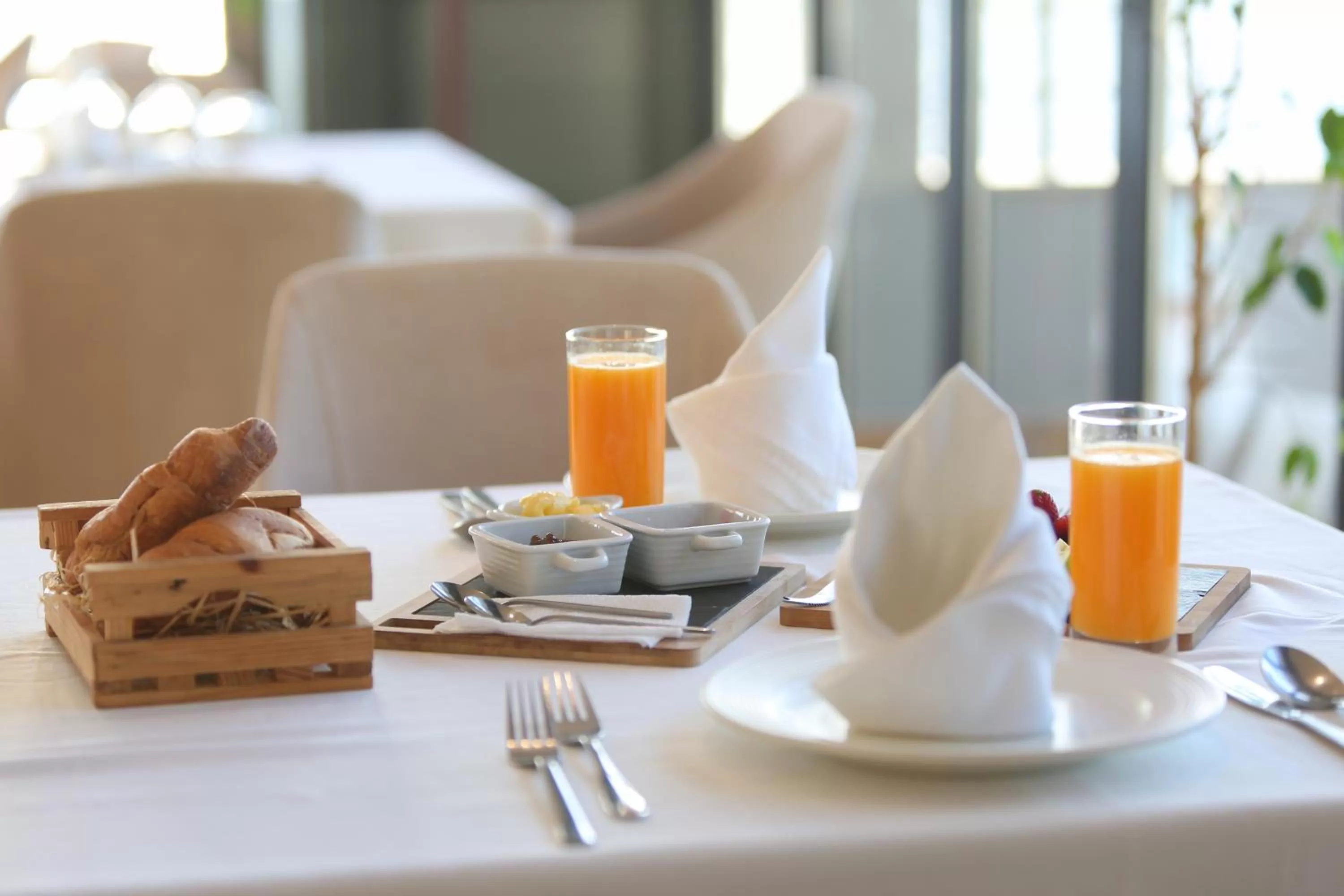 Food and drinks in Blue Bay