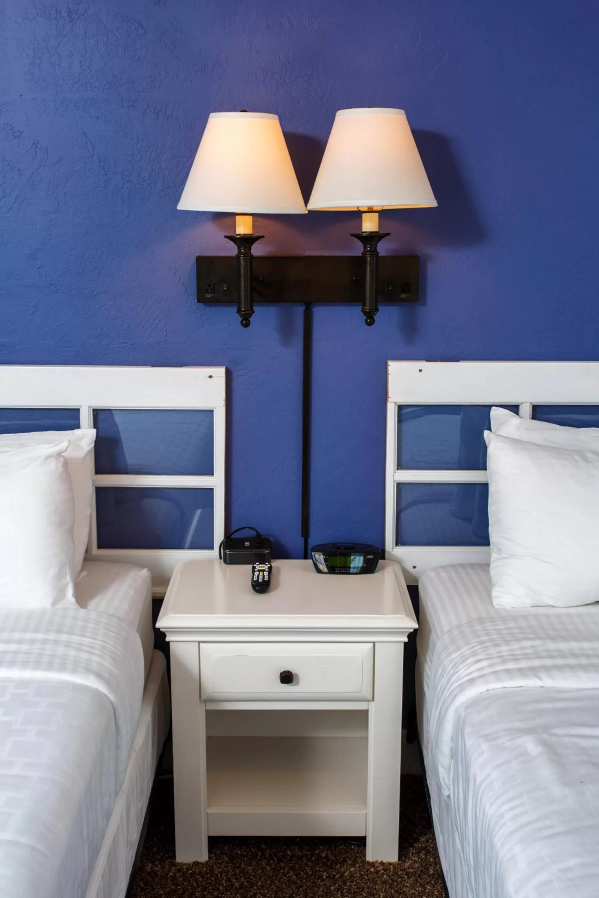 Bedroom, Bed in Julie's Park Cafe & Motel