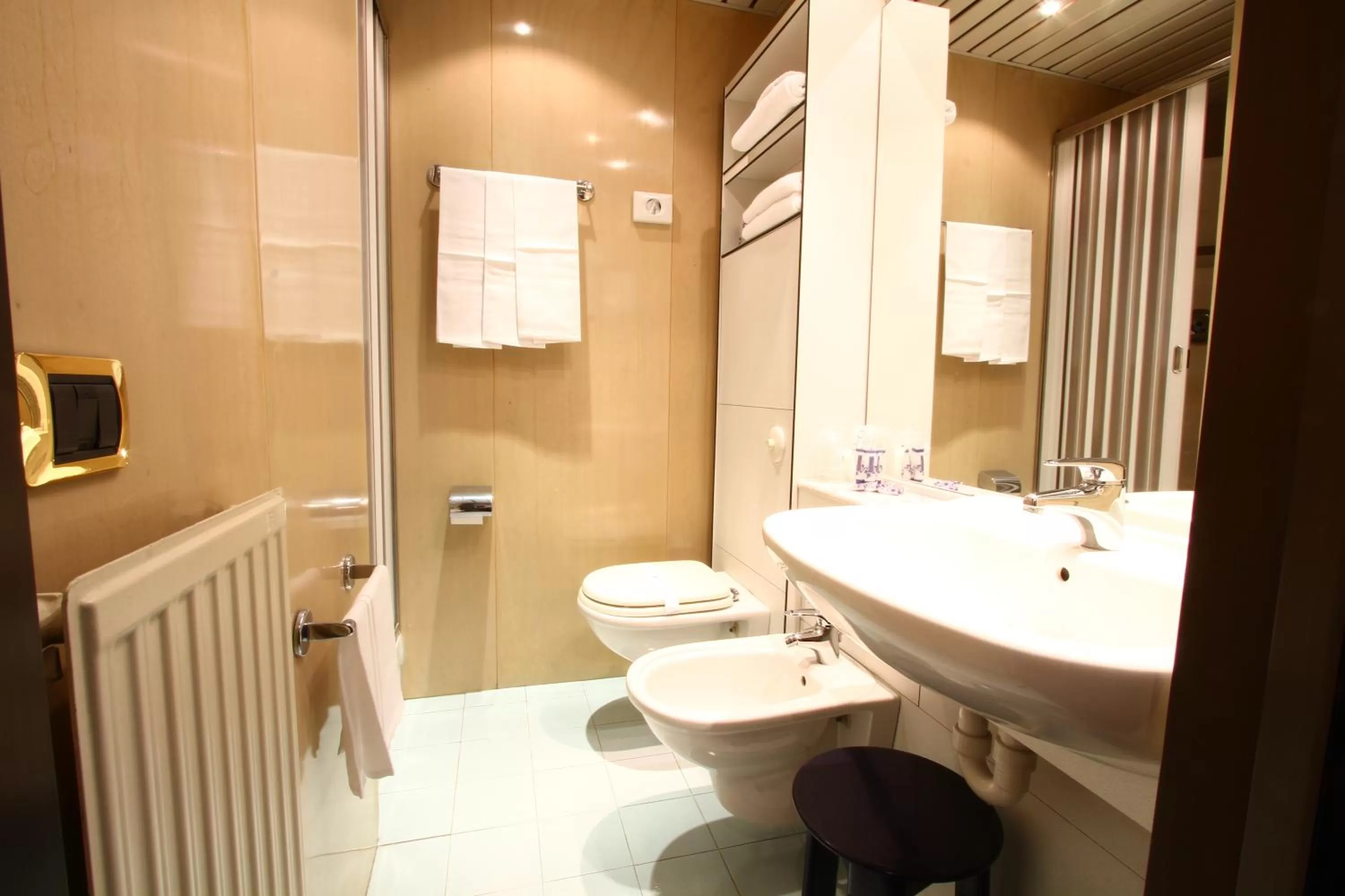 Bathroom in Hotel Garden Terni