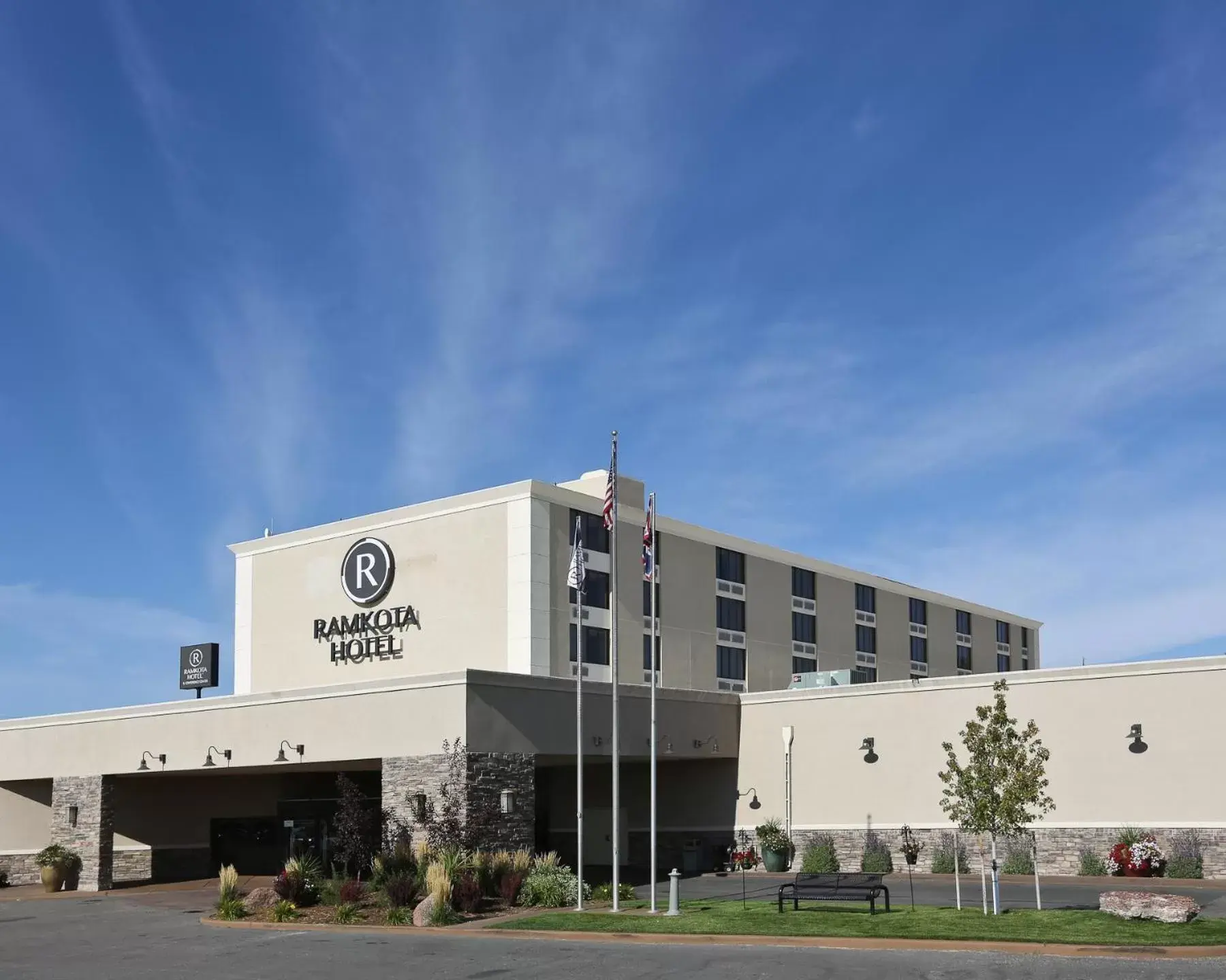 Property building in Ramkota Hotel - Casper Property building in Ramkota Hotel - Casper