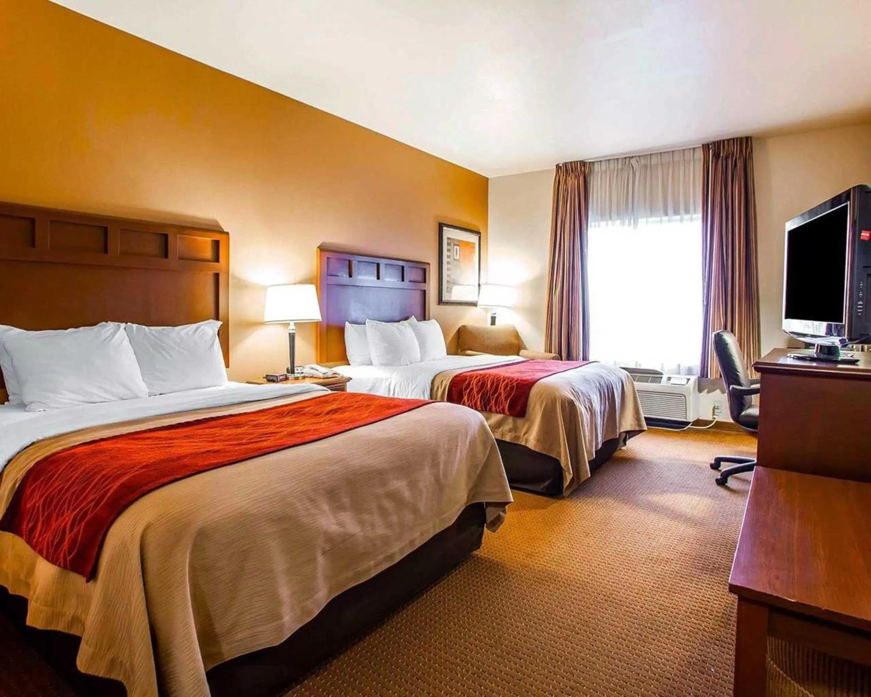Queen Room with Two Queen Beds - Non-Smoking in Comfort Inn & Suites Grinnell near I-80