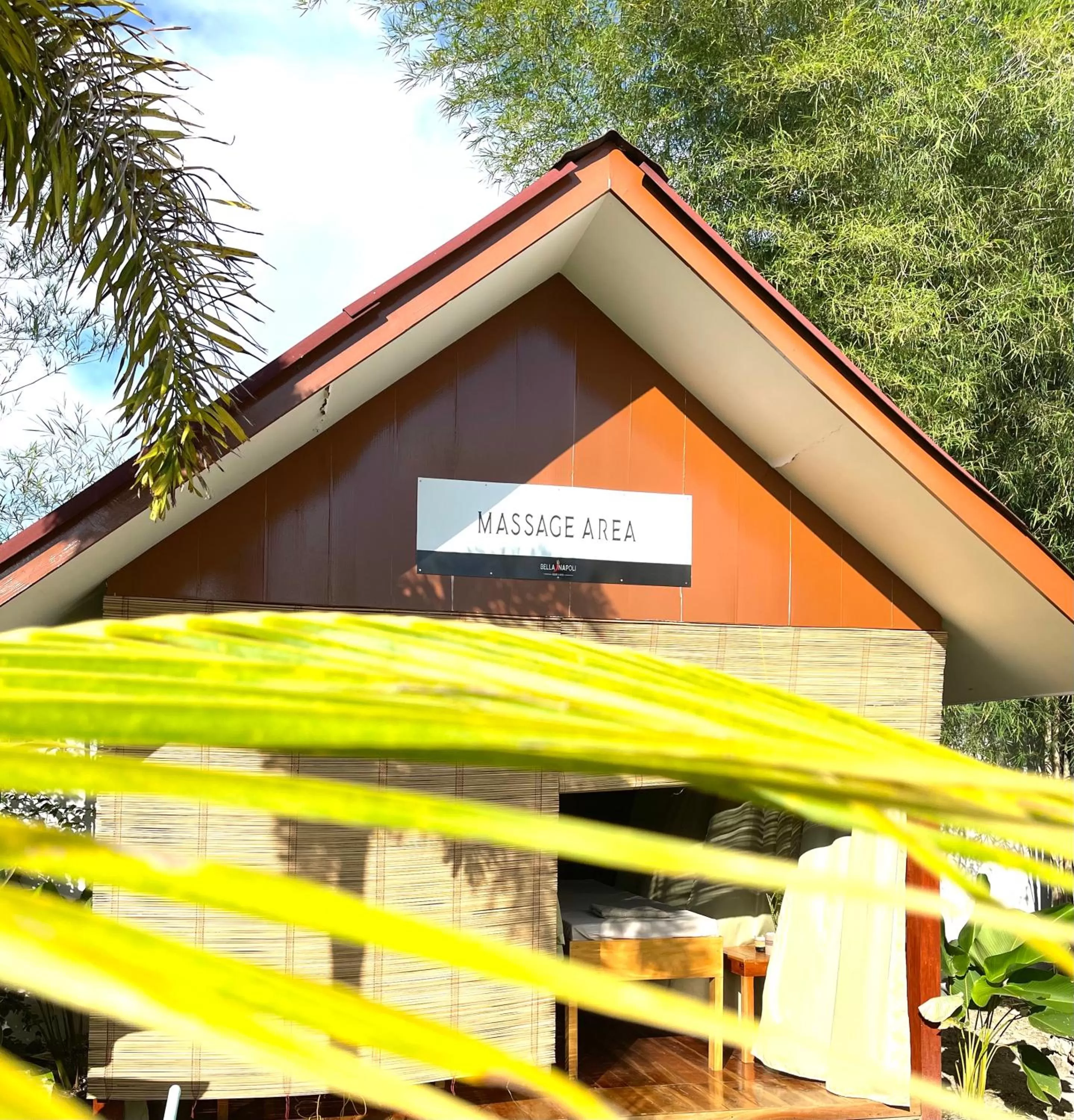 Bella Napoli Resort & Resto