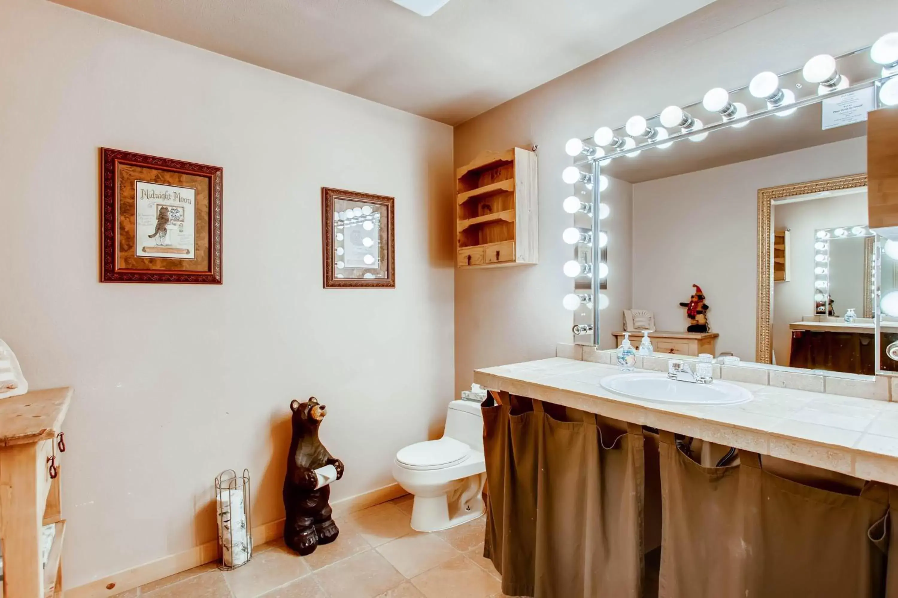 Bathroom in Estes Park Condos