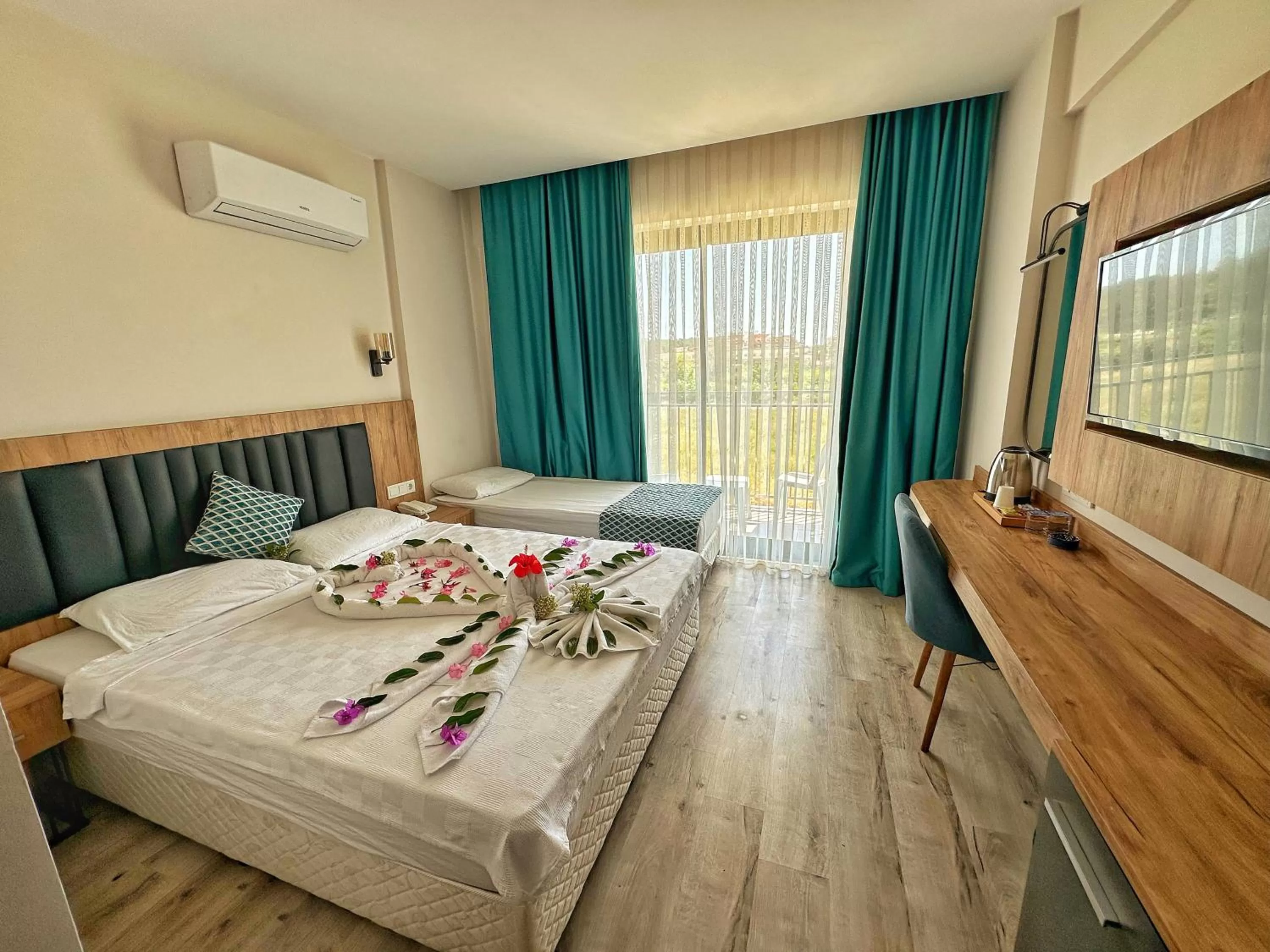 Standard Triple Room - single occupancy in KAYA GARDEN OTEL