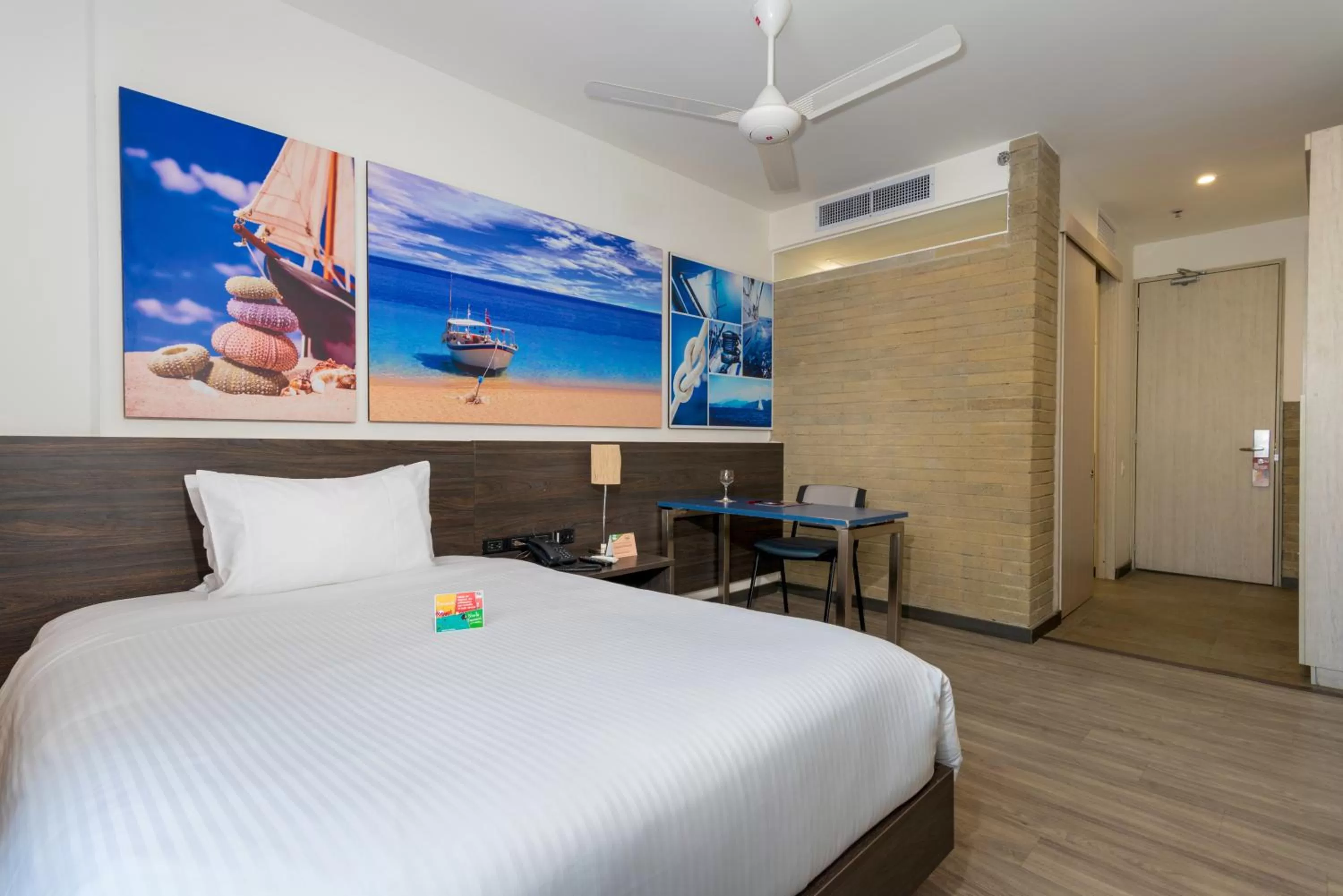 Bed in Pop Art Hotel CLC Puerto Mamonal Cartagena