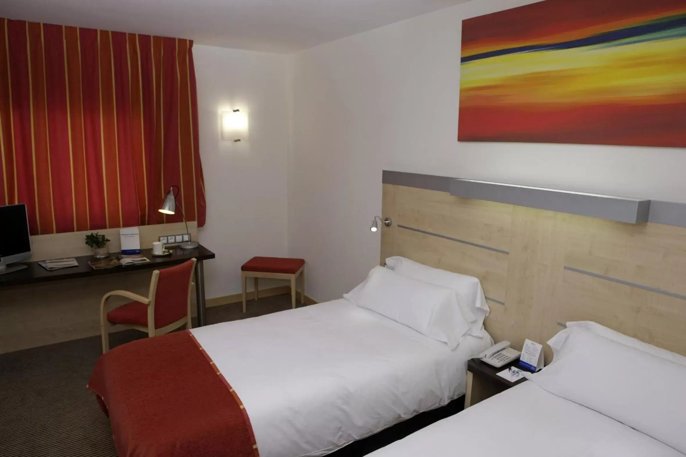 Photo of the whole room, Bed in Holiday Inn Express Málaga Airport, an IHG Hotel