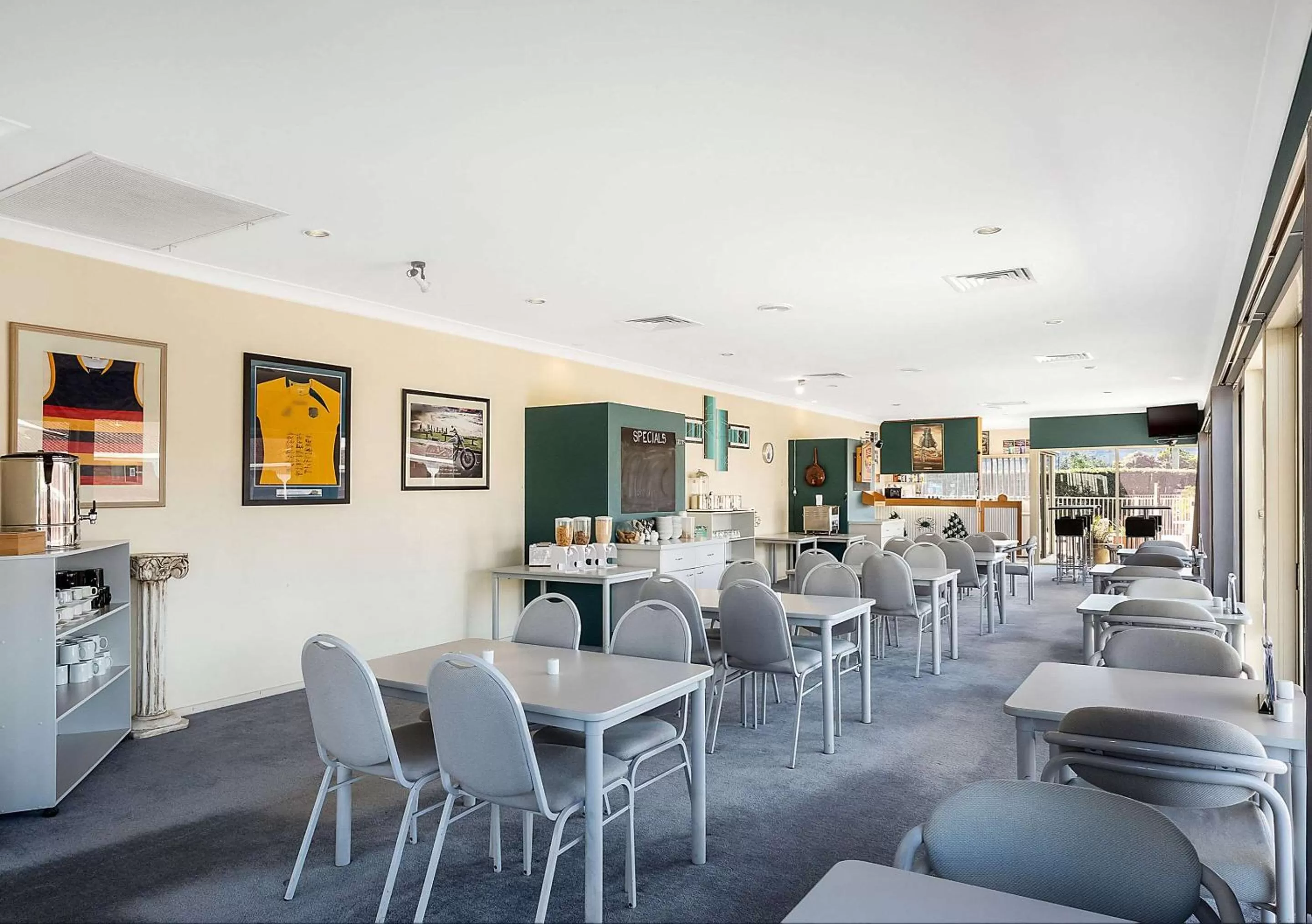 Restaurant/places to eat in Merimbula Sapphire Motel