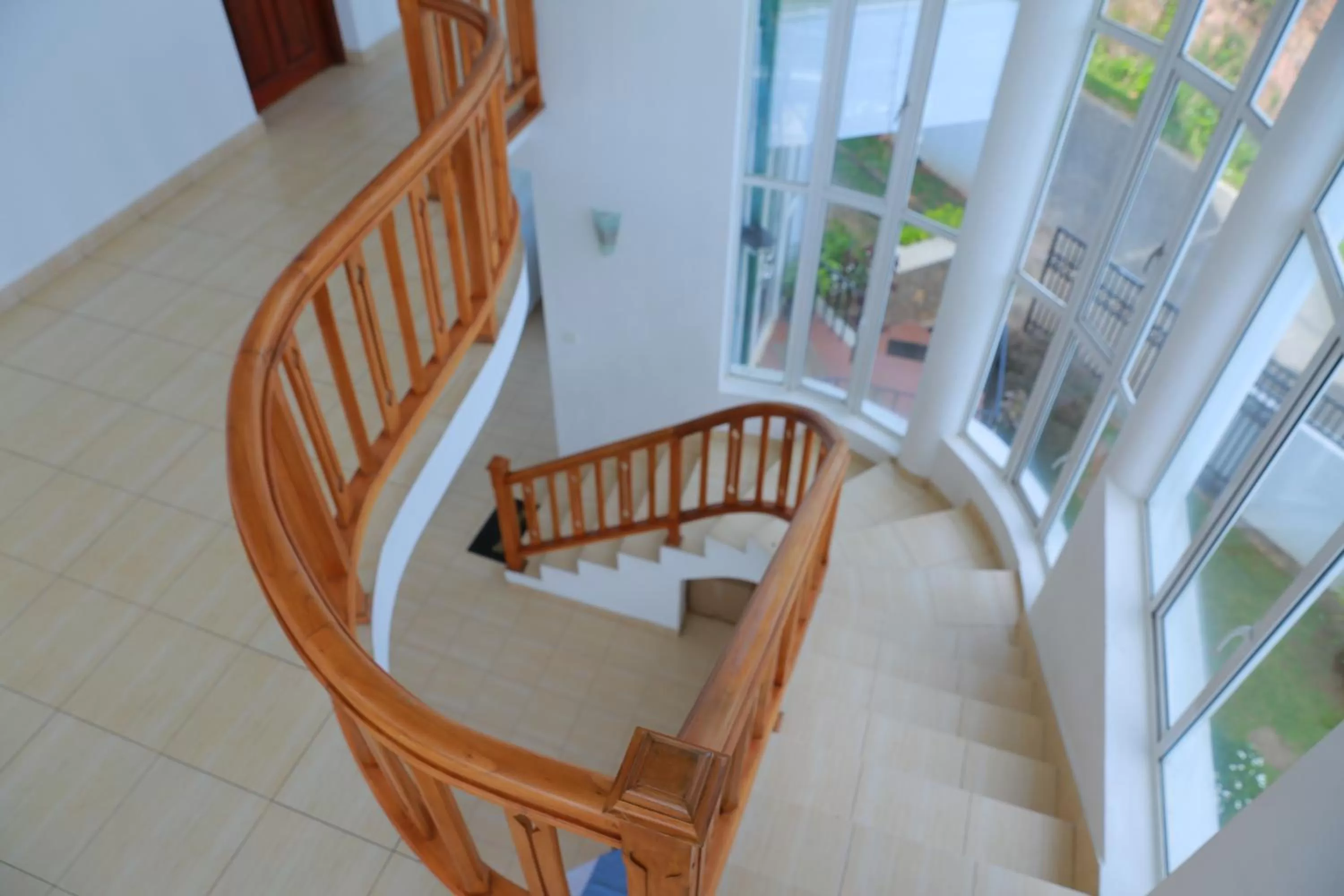 Kandyan View Holiday Bungalow free pickup from kandy