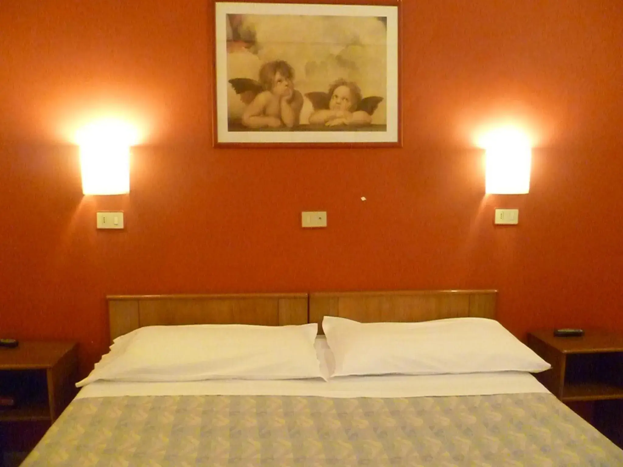 Bedroom, Bed in Hotel Pensione Romeo