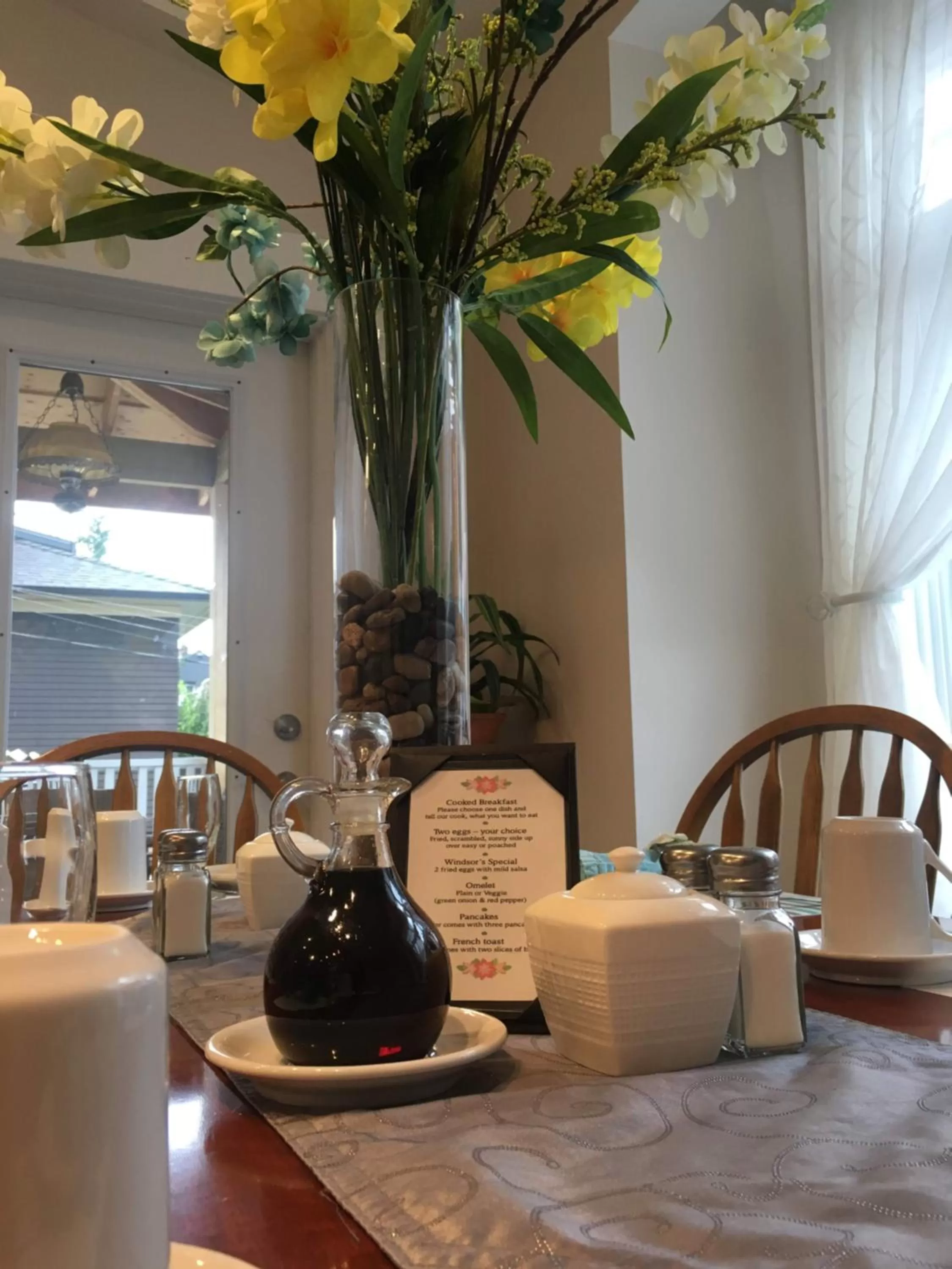 Dining area in Windsor Guest House