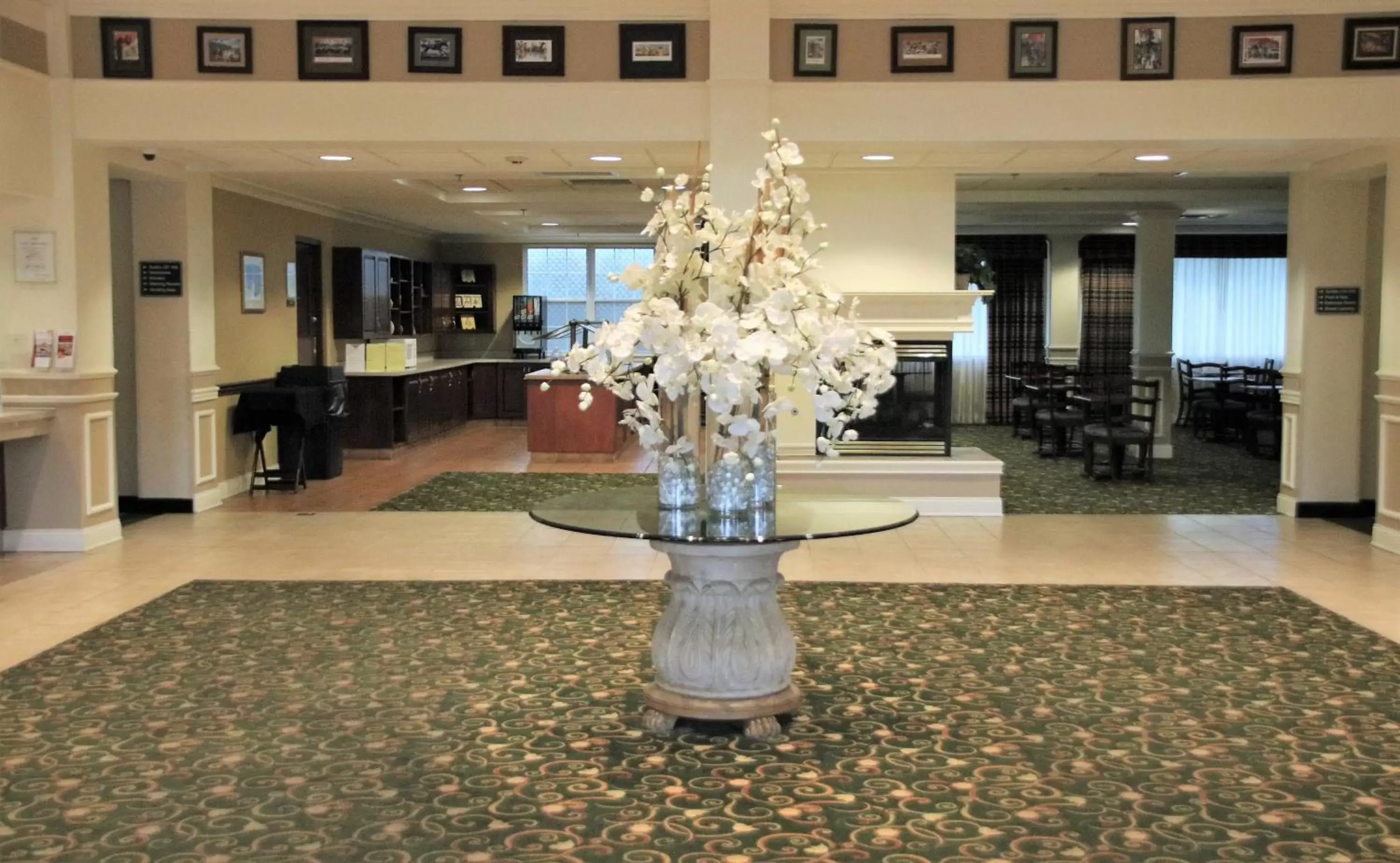 Lobby or reception, Lobby/Reception in Hawthorn Suites by Wyndham Louisville East