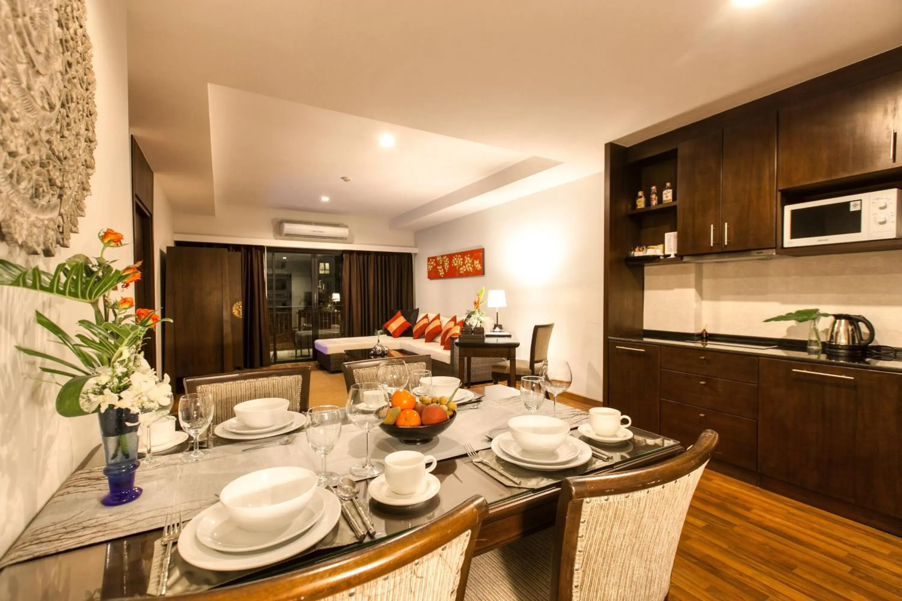 Kitchen or kitchenette, Dining Area in Fifth Jomtien Pattaya