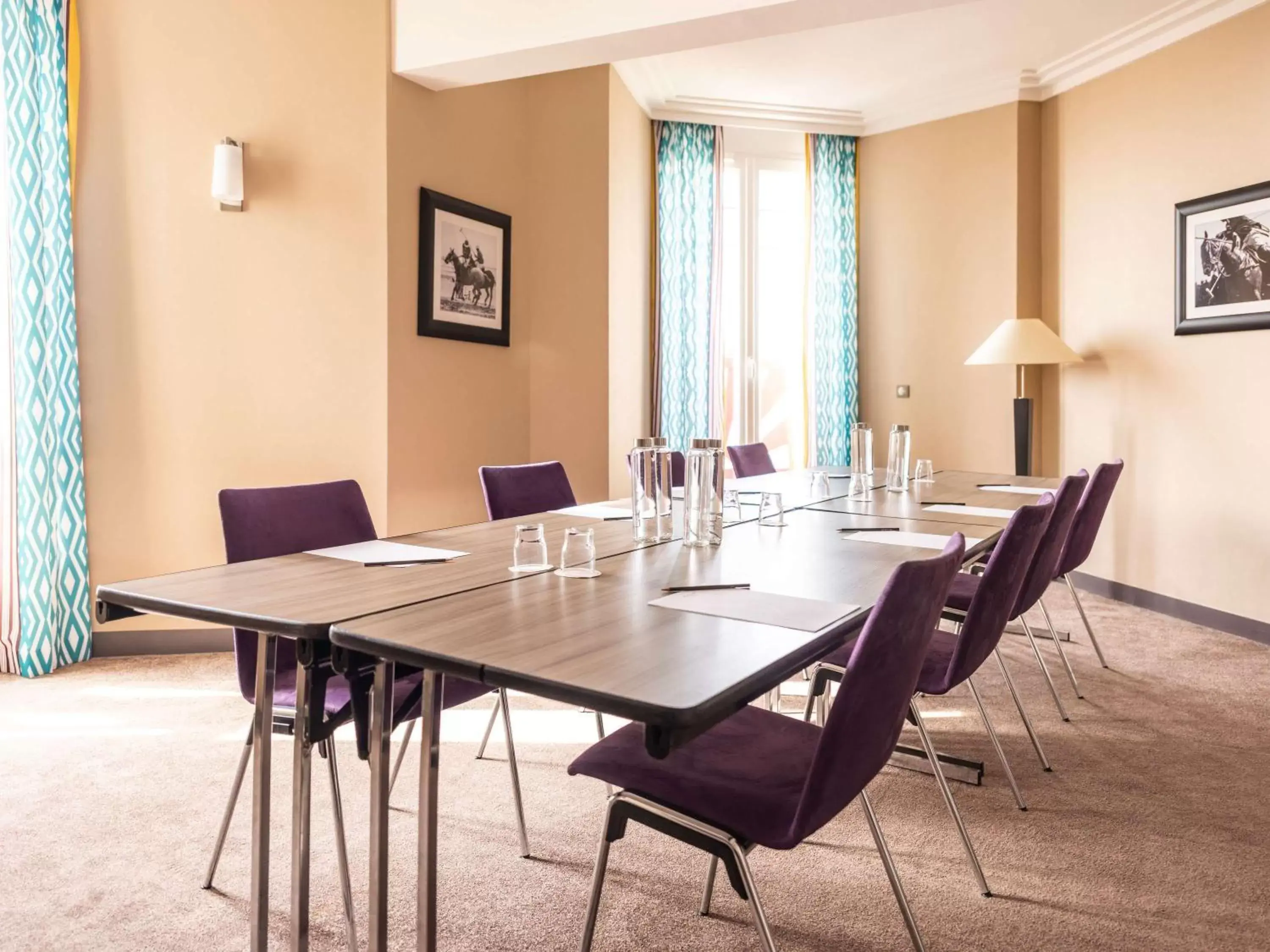 Meeting/conference room in Hotel Mercure La Baule Majestic