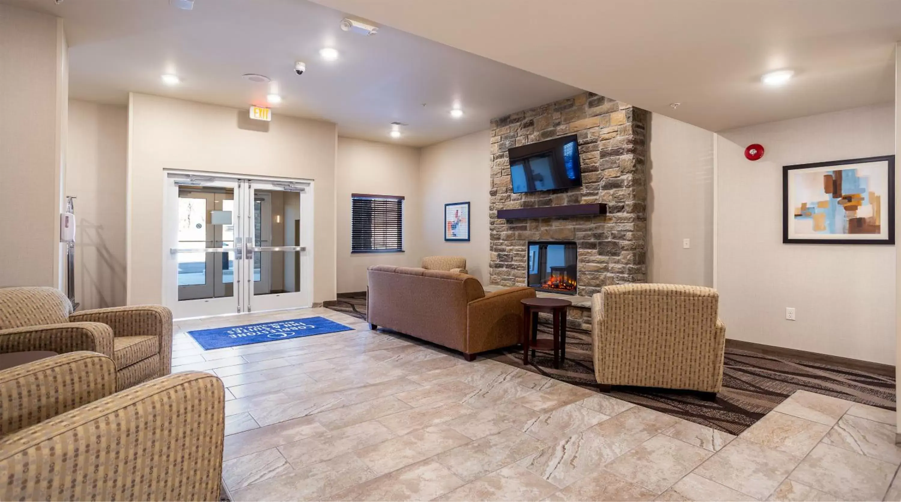 Lobby or reception, Seating Area in Cobblestone Inn & Suites - Brookville