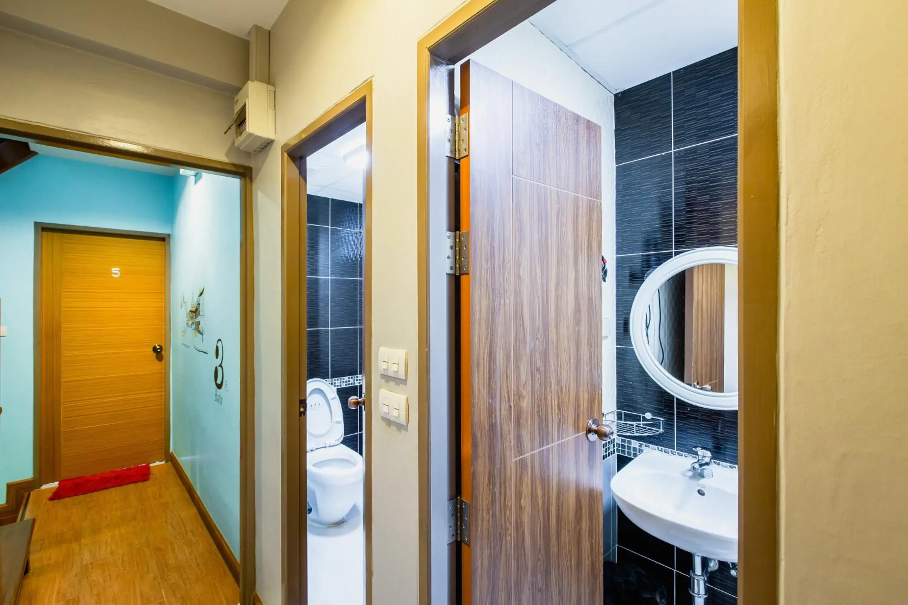 Bathroom in Restiny Hostel