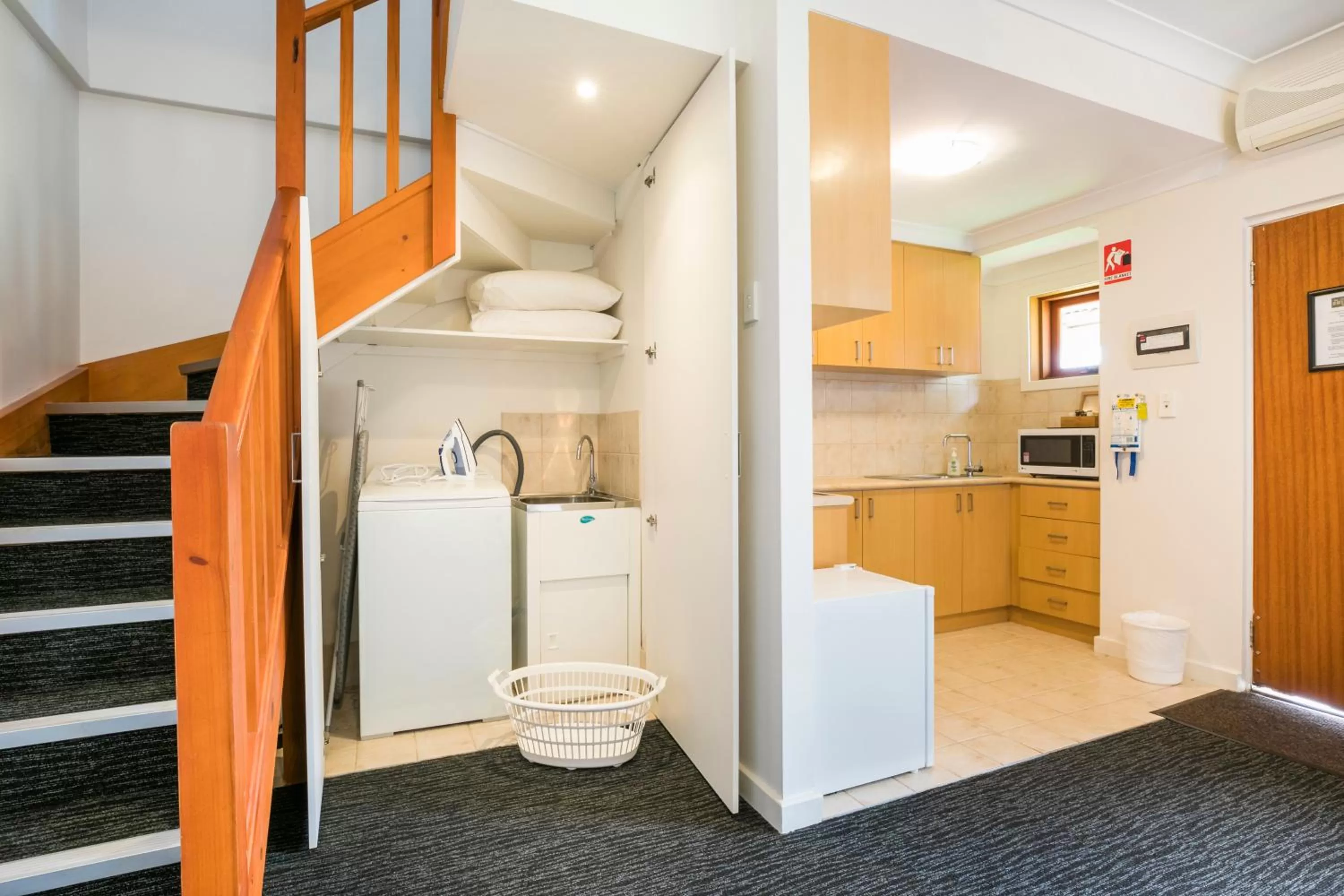 Kitchen or kitchenette in Nightcap at the Ship Inn