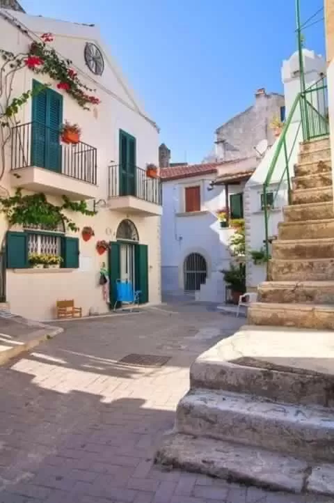 Neighbourhood, Property Building in B&B La Maison del Borgo