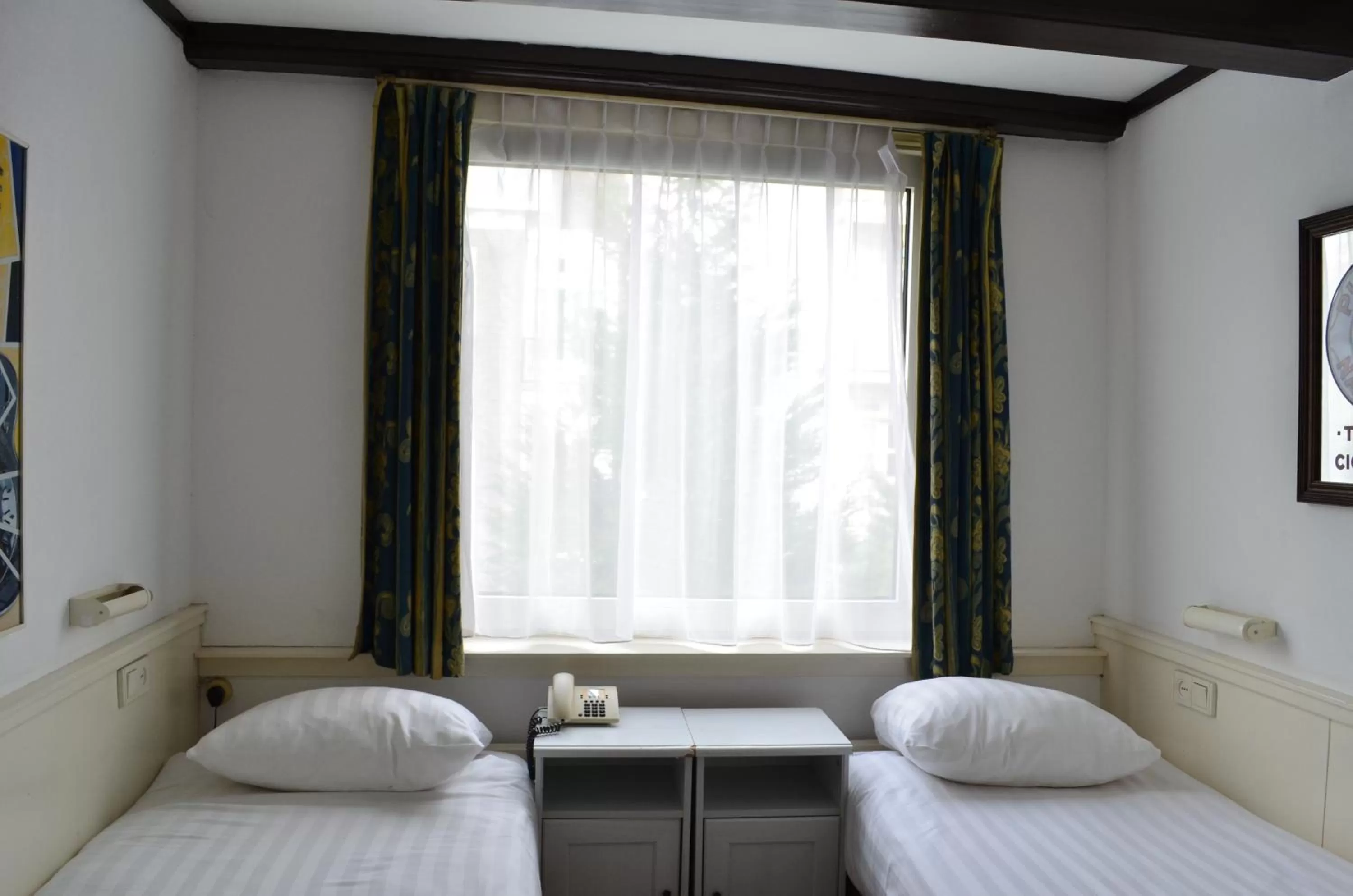 Double or Twin Room with Private Bathroom in Hotel de Munck