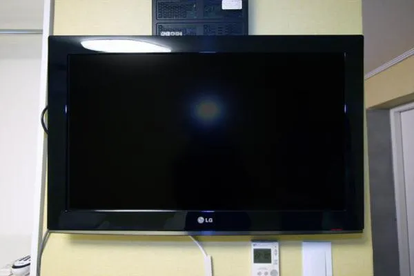 TV and multimedia in Crib 49 Guesthouse - Foreigner only