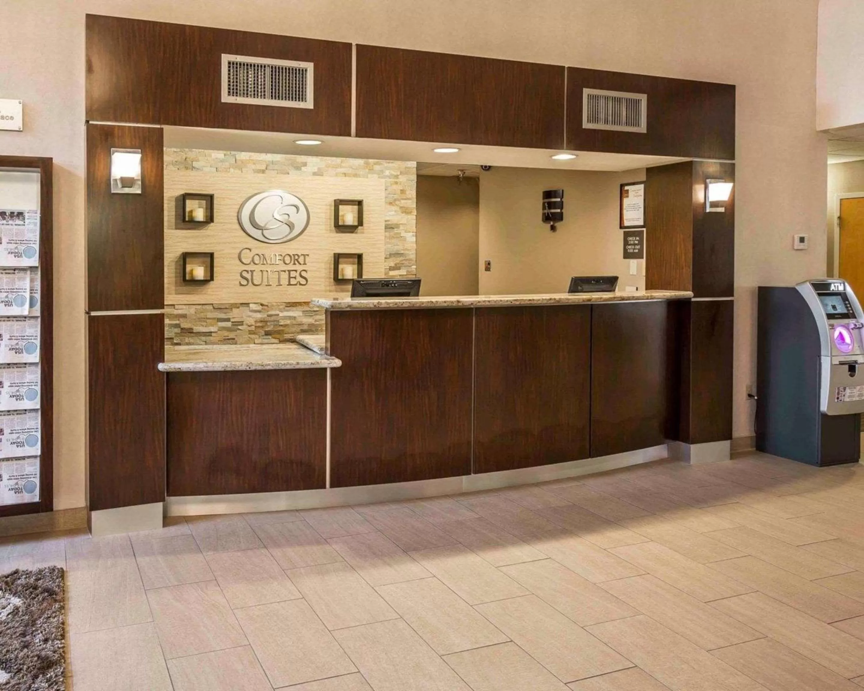 Lobby or reception in Comfort Suites Stafford Near Sugarland