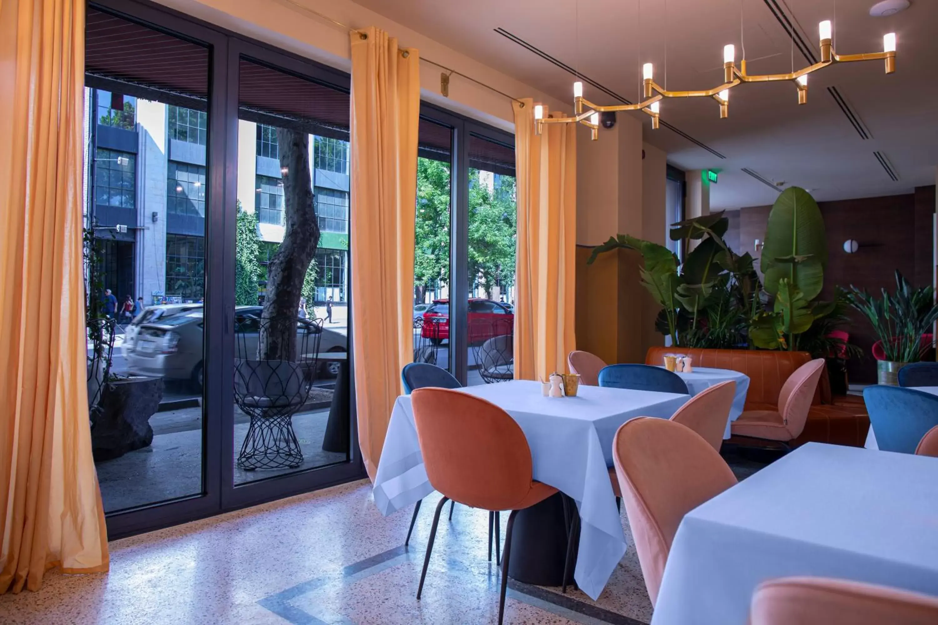 Restaurant/places to eat in Zemeli Boutique Hotel by DNT Group Restaurant/places to eat in Zemeli Boutique Hotel by DNT Group