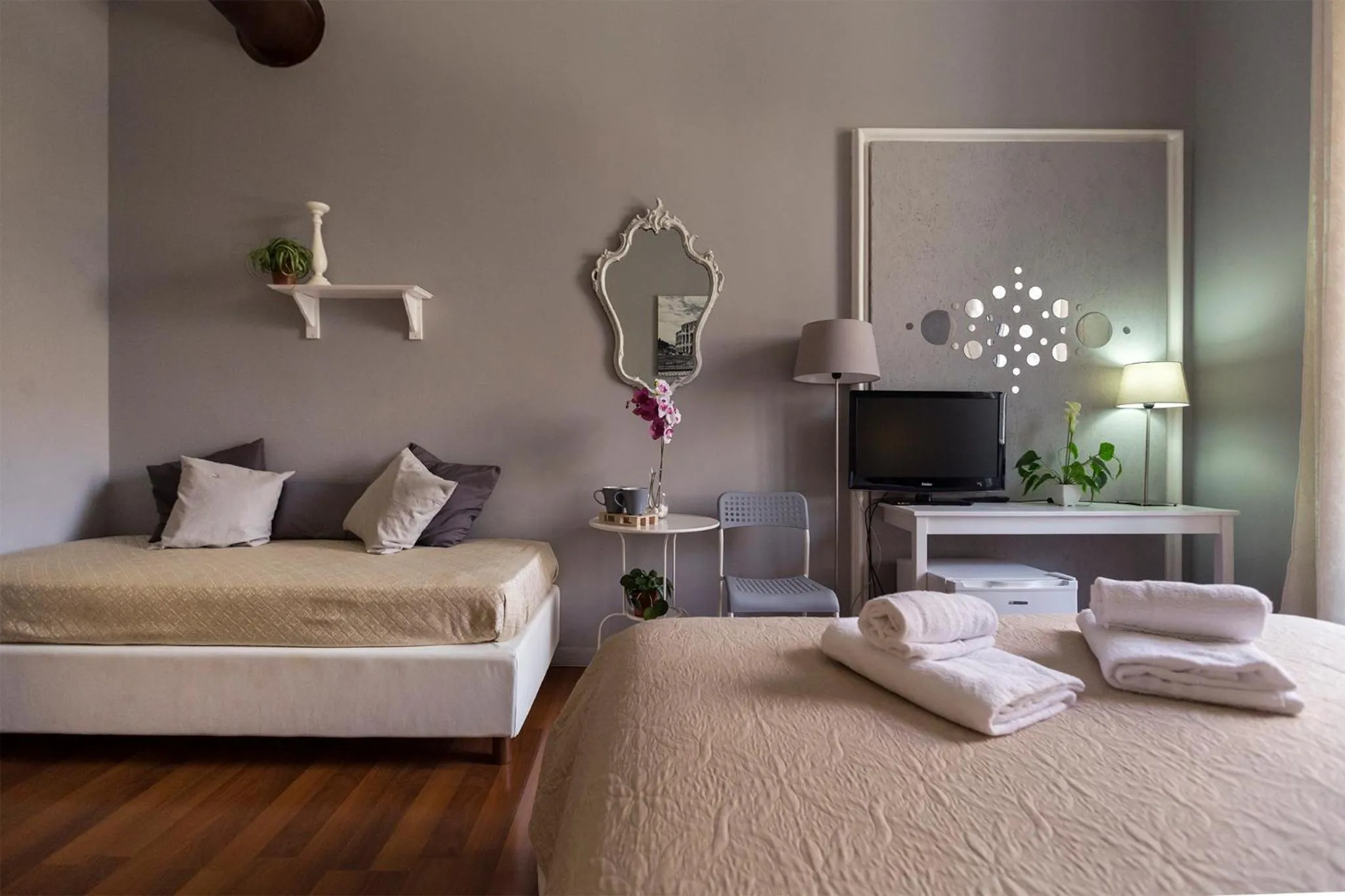 Photo of the whole room, Bed in Dulcis In Fundo b&b