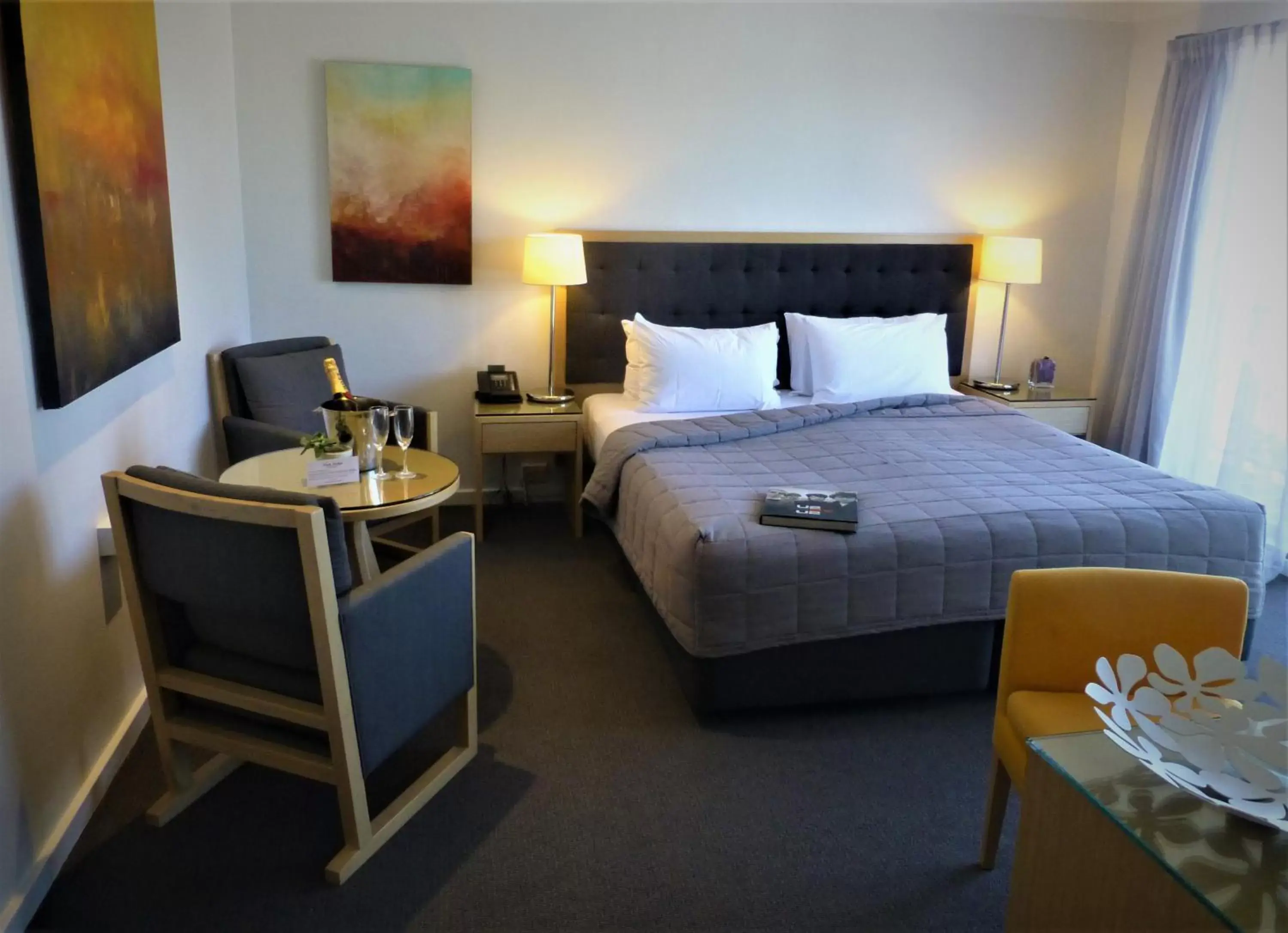Bedroom, Bed in Park Ridge Retreat