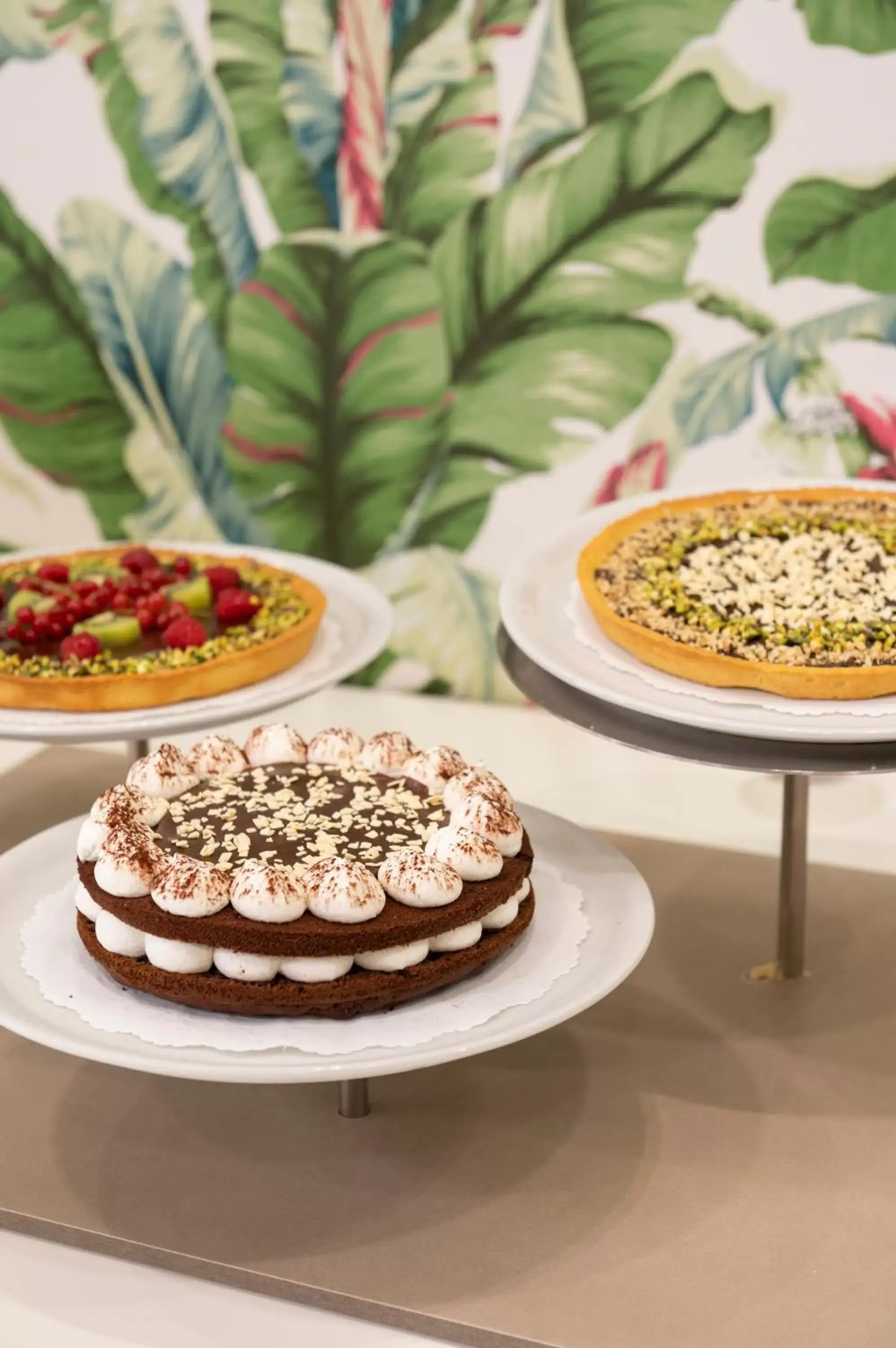 Food in L'Hotel Food in L'Hotel