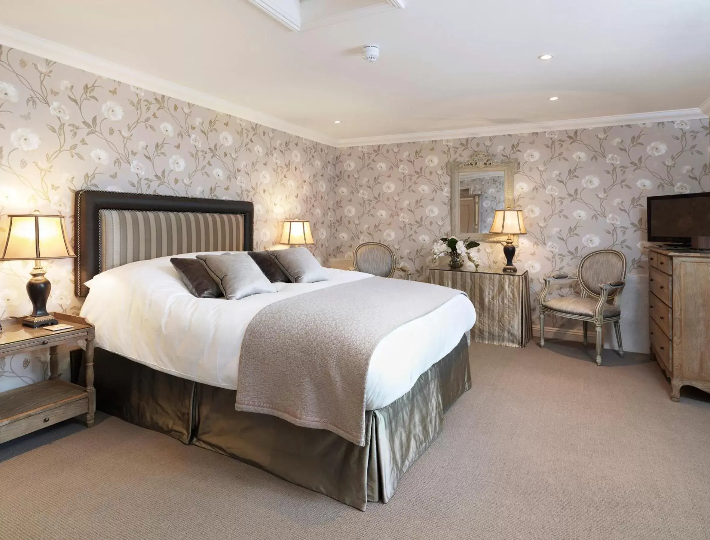 Bedroom, Bed in The Crown Inn Bedroom, Bed in The Crown Inn