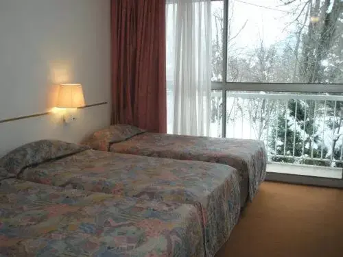 Photo of the whole room, Bed in Hotel Restaurant Le Carina