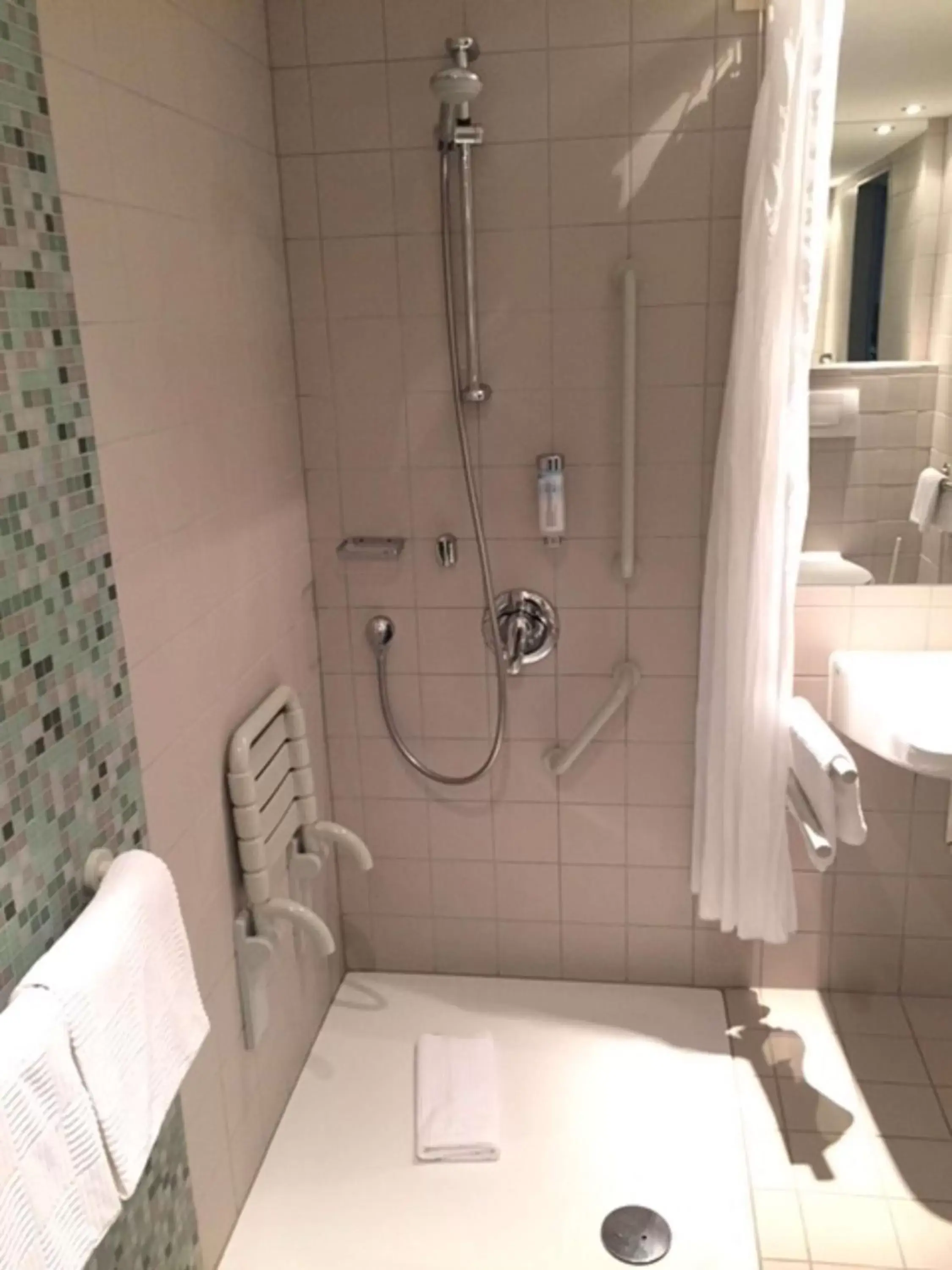 Bathroom in Atlantic Hotel Universum