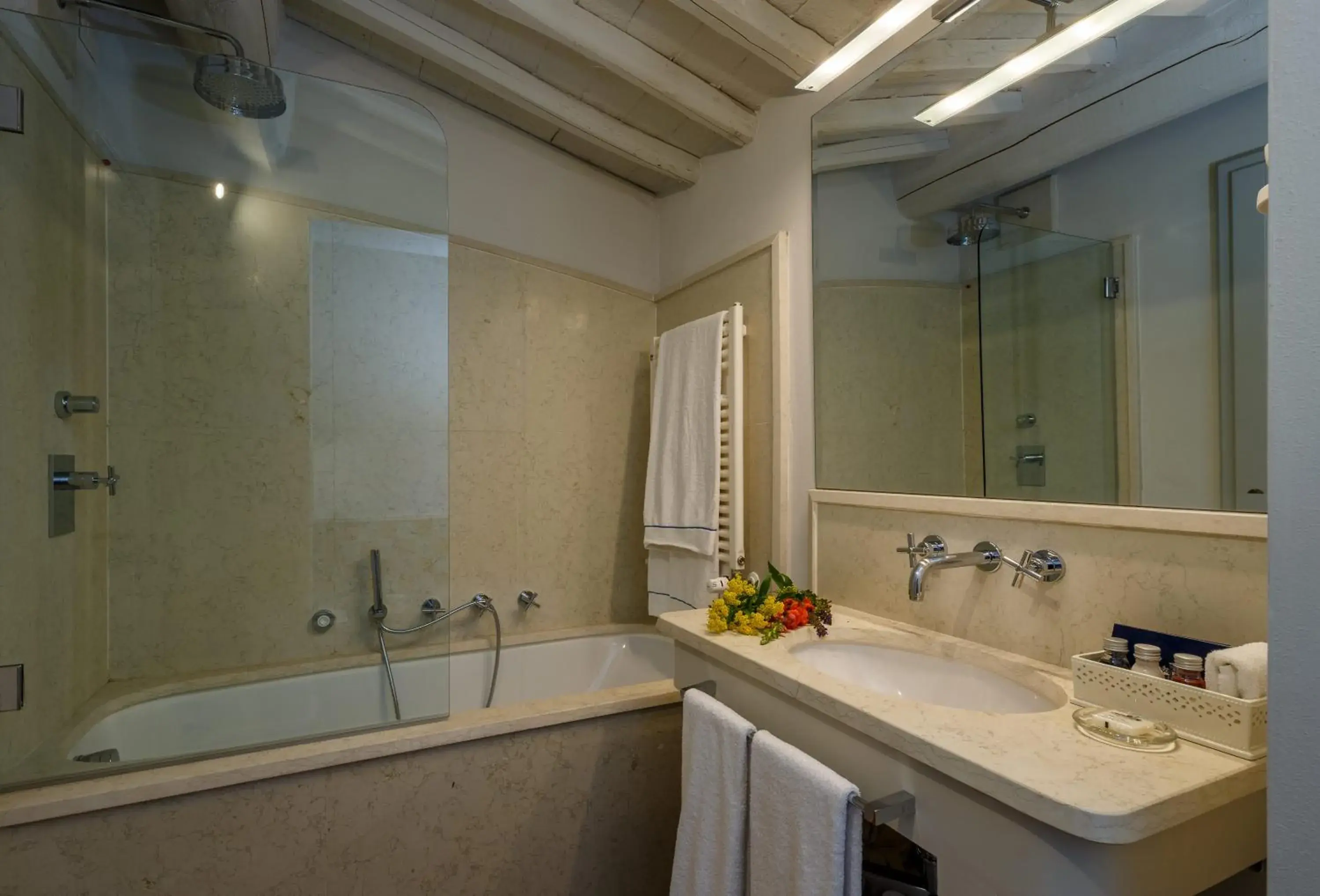 Bathroom in Borgo Scopeto Wine & Country Relais