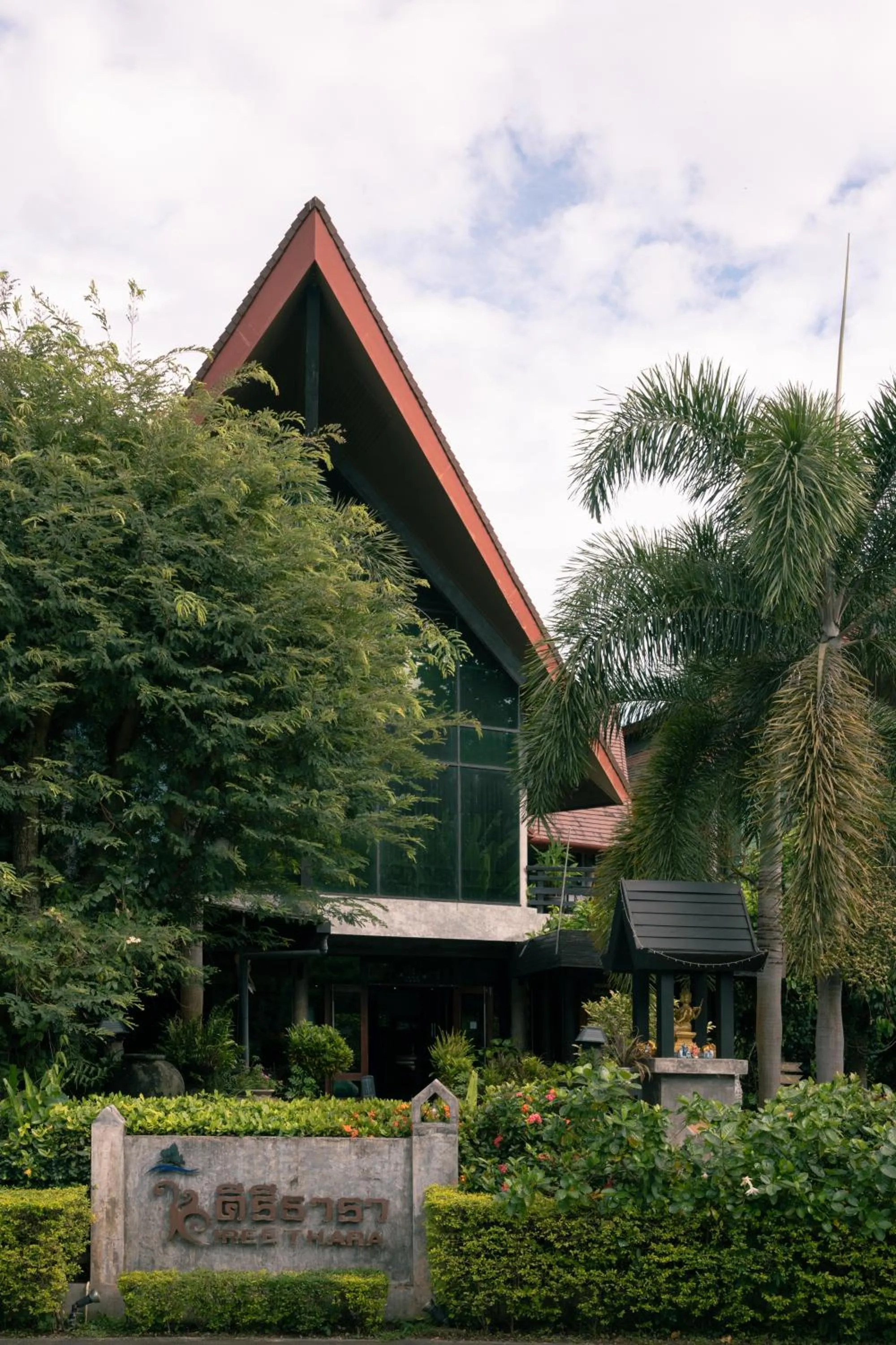 Property building in Kireethara Boutique Resort