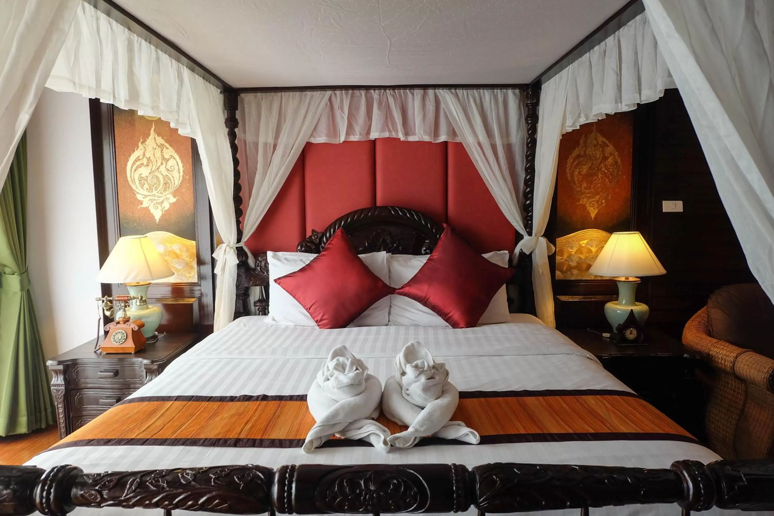 Photo of the whole room, Bed in Sunday Villa Sirilanna Hotel