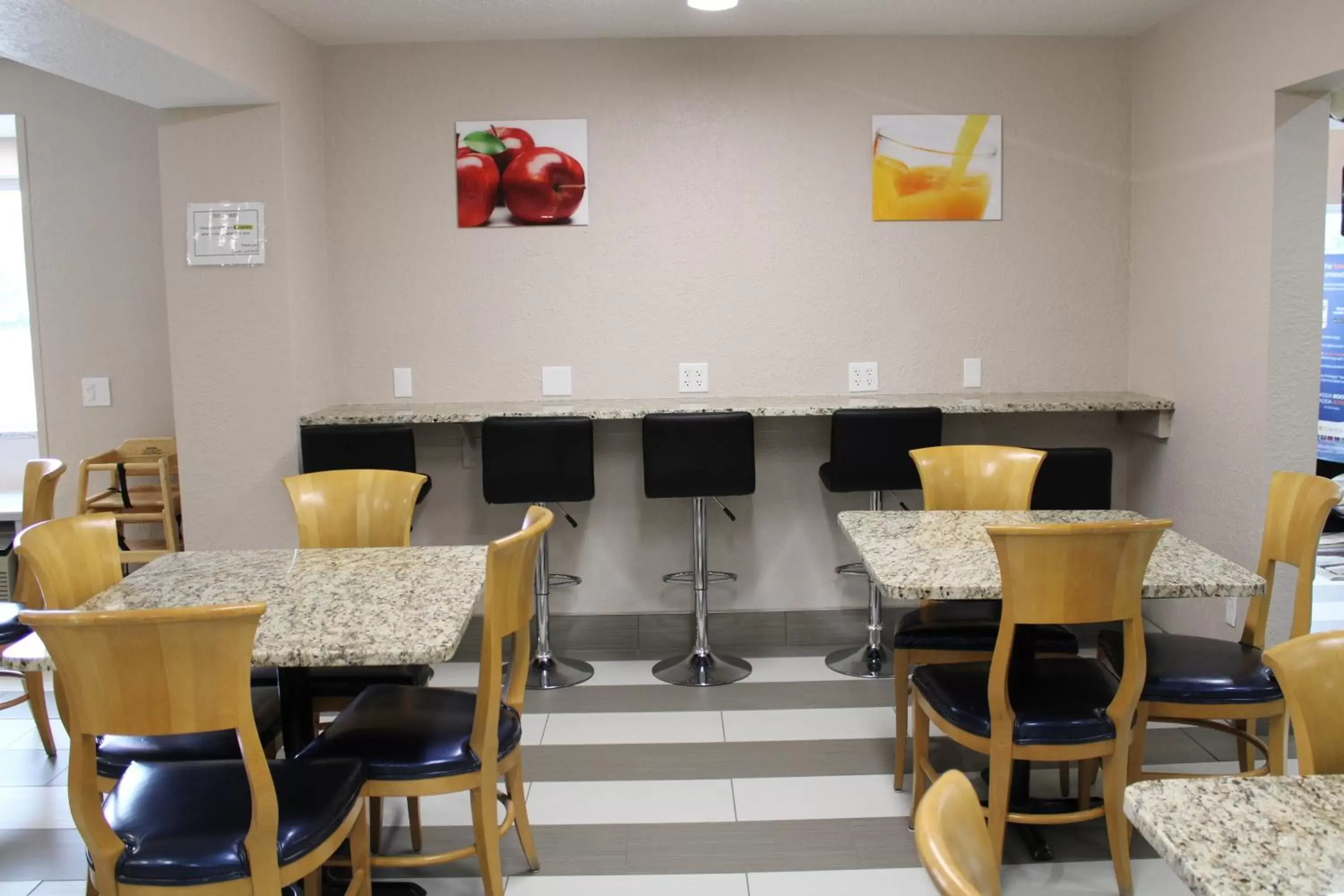 Continental breakfast in Quality Inn Mount Pleasant Continental breakfast in Quality Inn Mount Pleasant