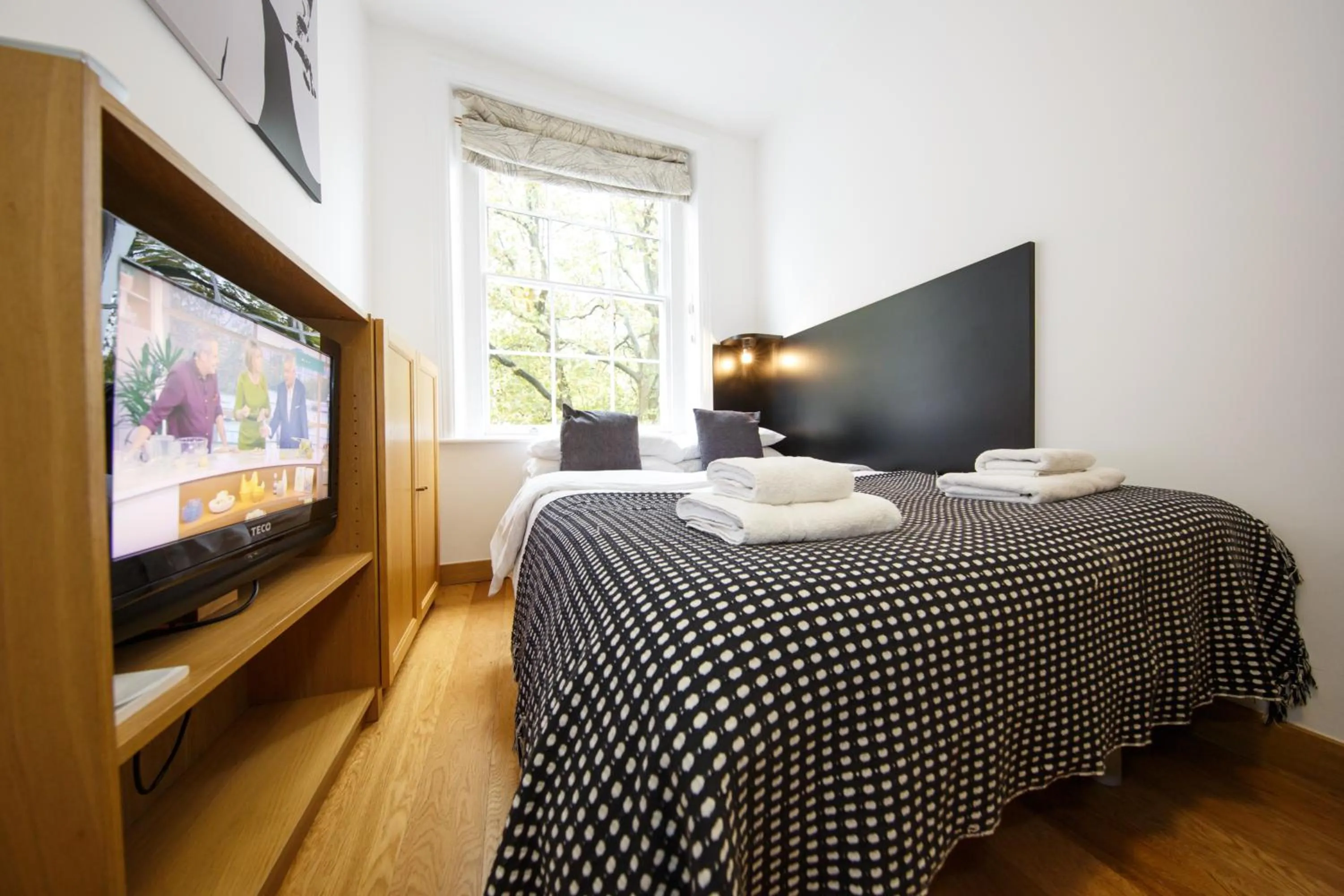 TV and multimedia, Bed in Studios2Let