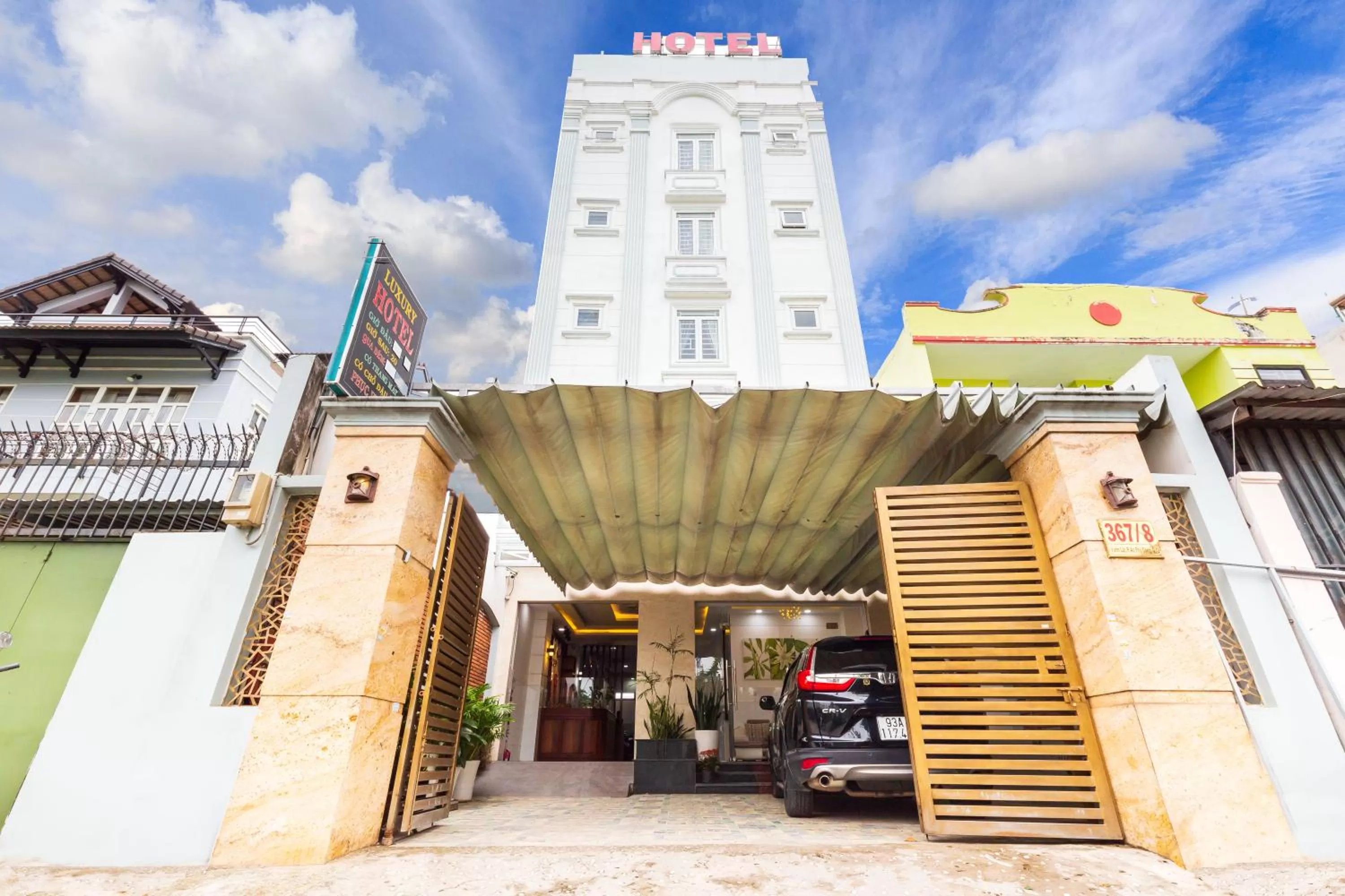 Property Building in Luxury Vườn Lài Hotel