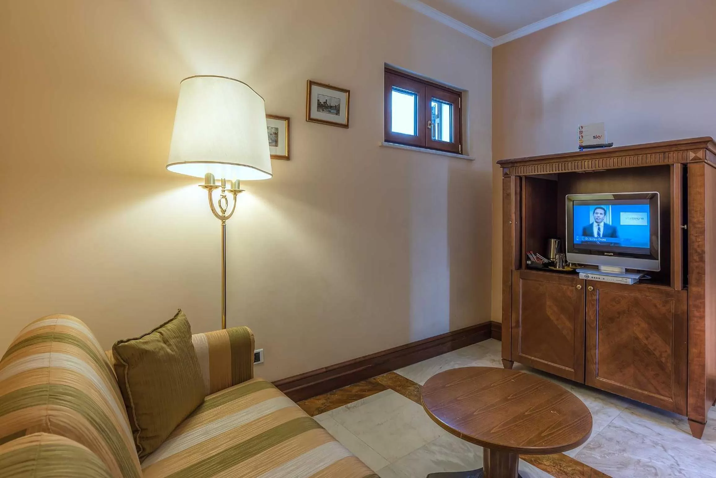 Coffee/tea facilities in Tmark Hotel Vaticano